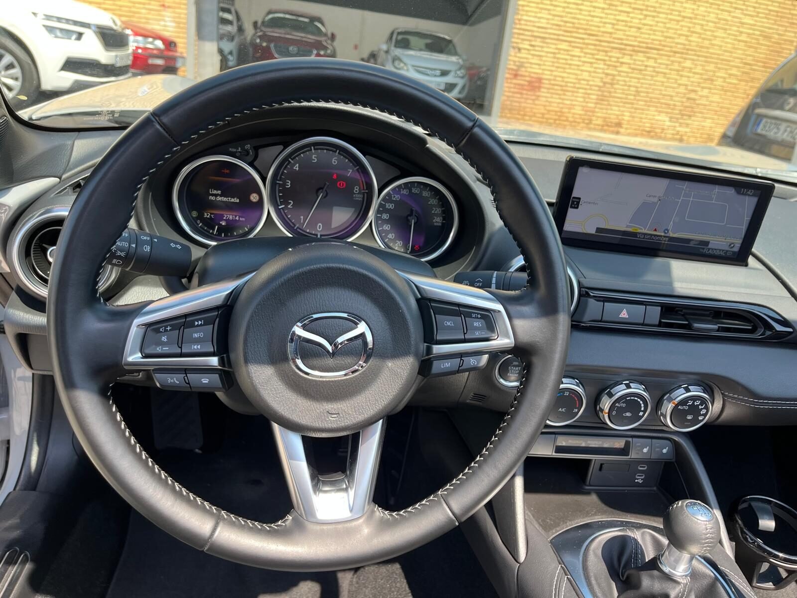 MAZDA MX5 EXCLUSIVE LINE