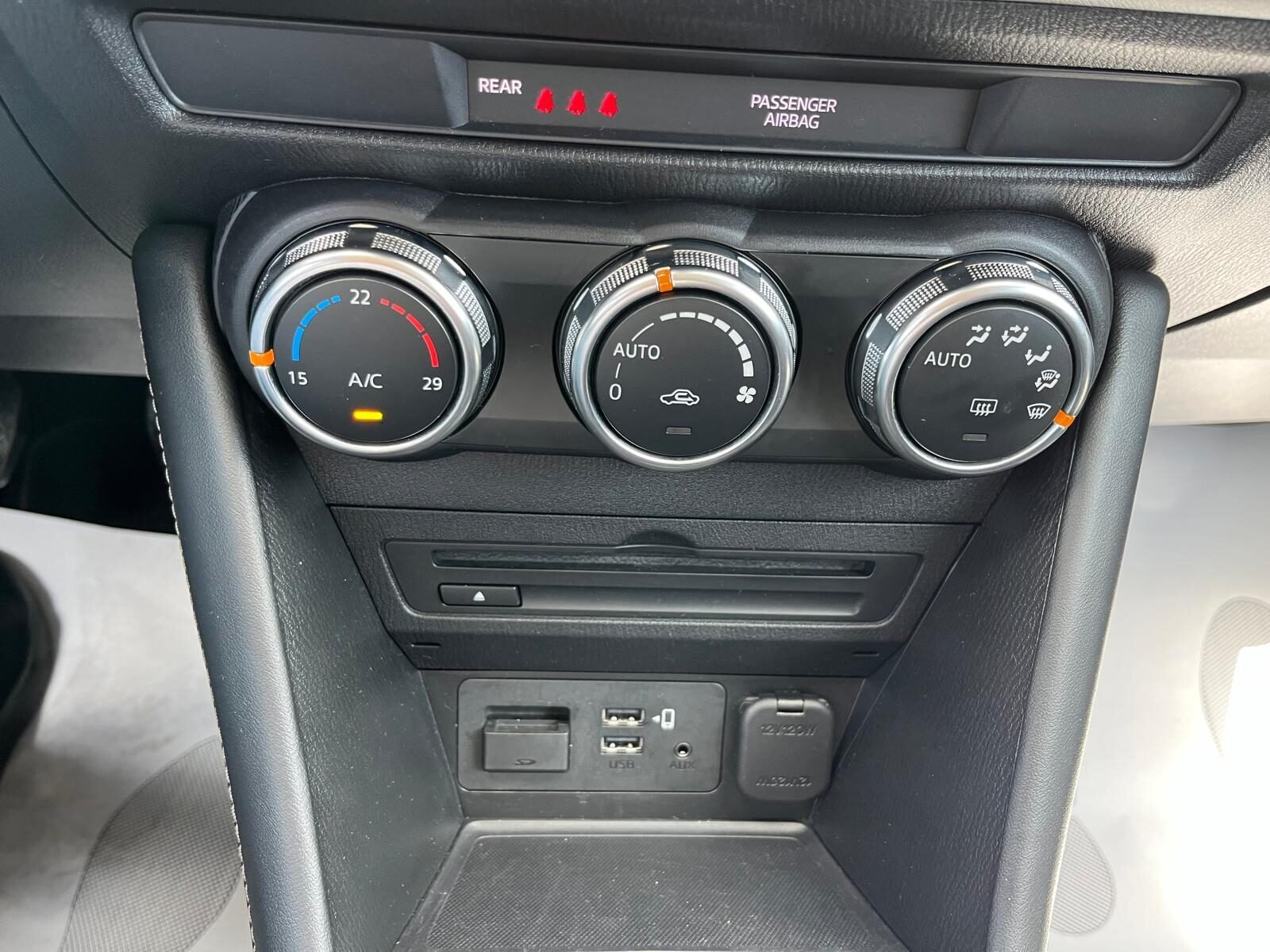 MAZDA CX3 ZENITH