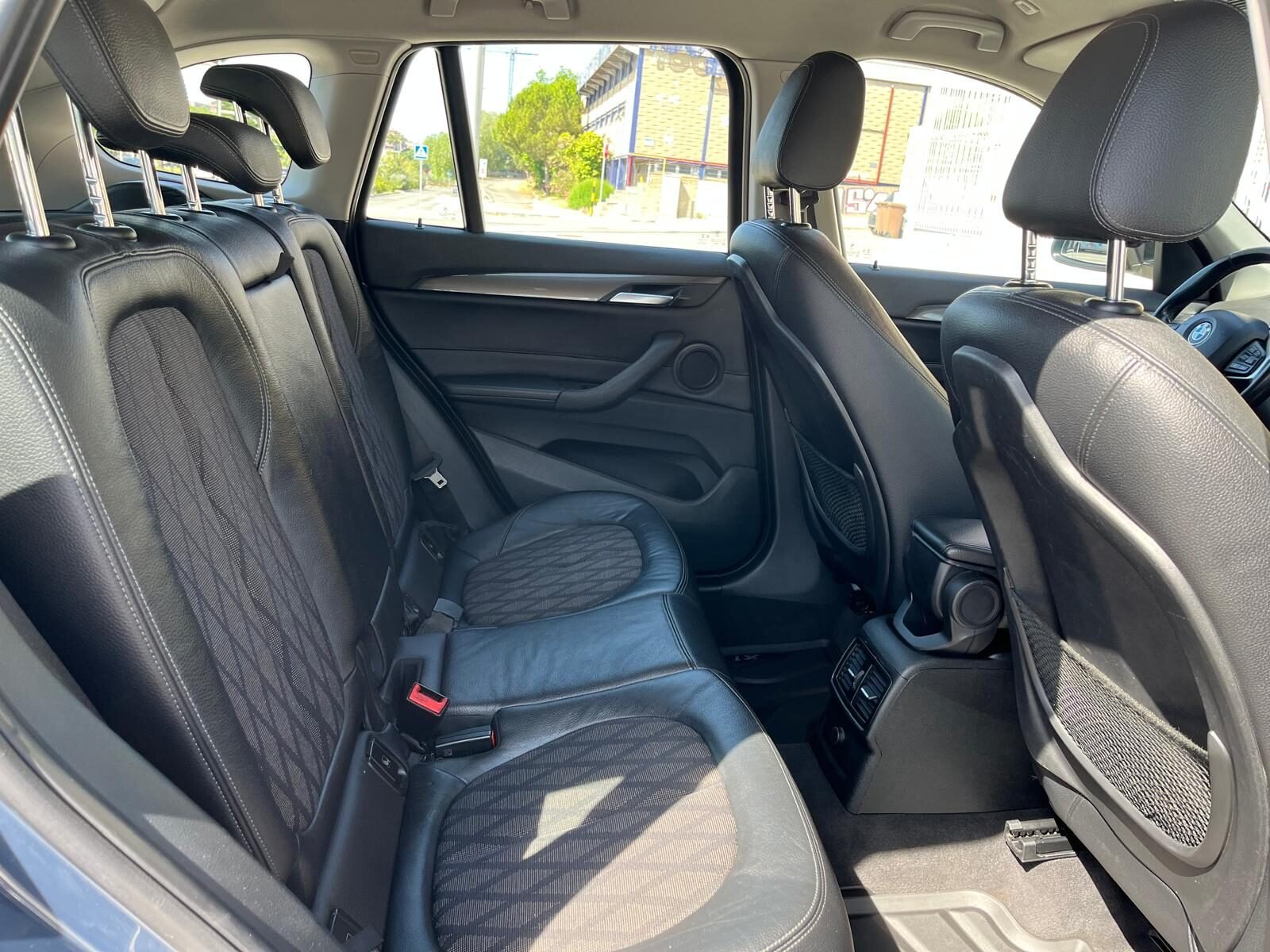 BMW X1 SDRIVE 1.8i