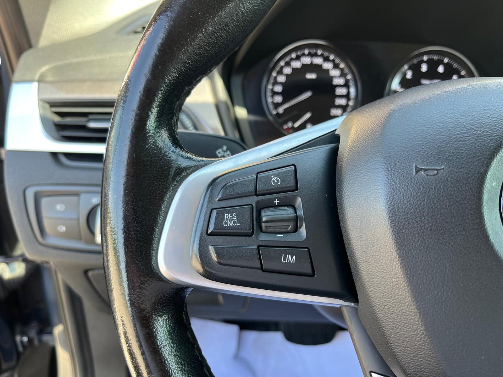 BMW X1 SDRIVE 1.8i