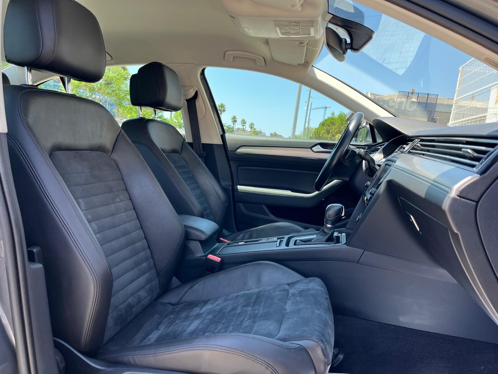 VOLKSWAGEN PASSAT SPORT