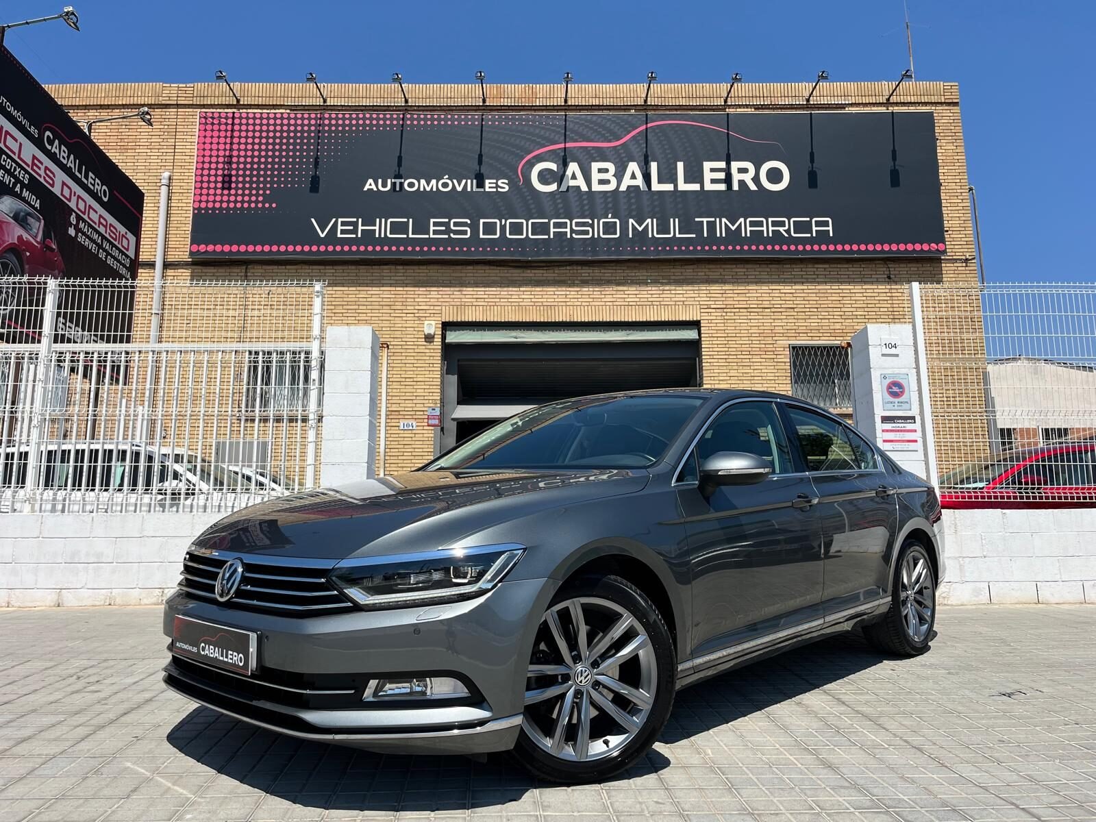 VOLKSWAGEN PASSAT SPORT