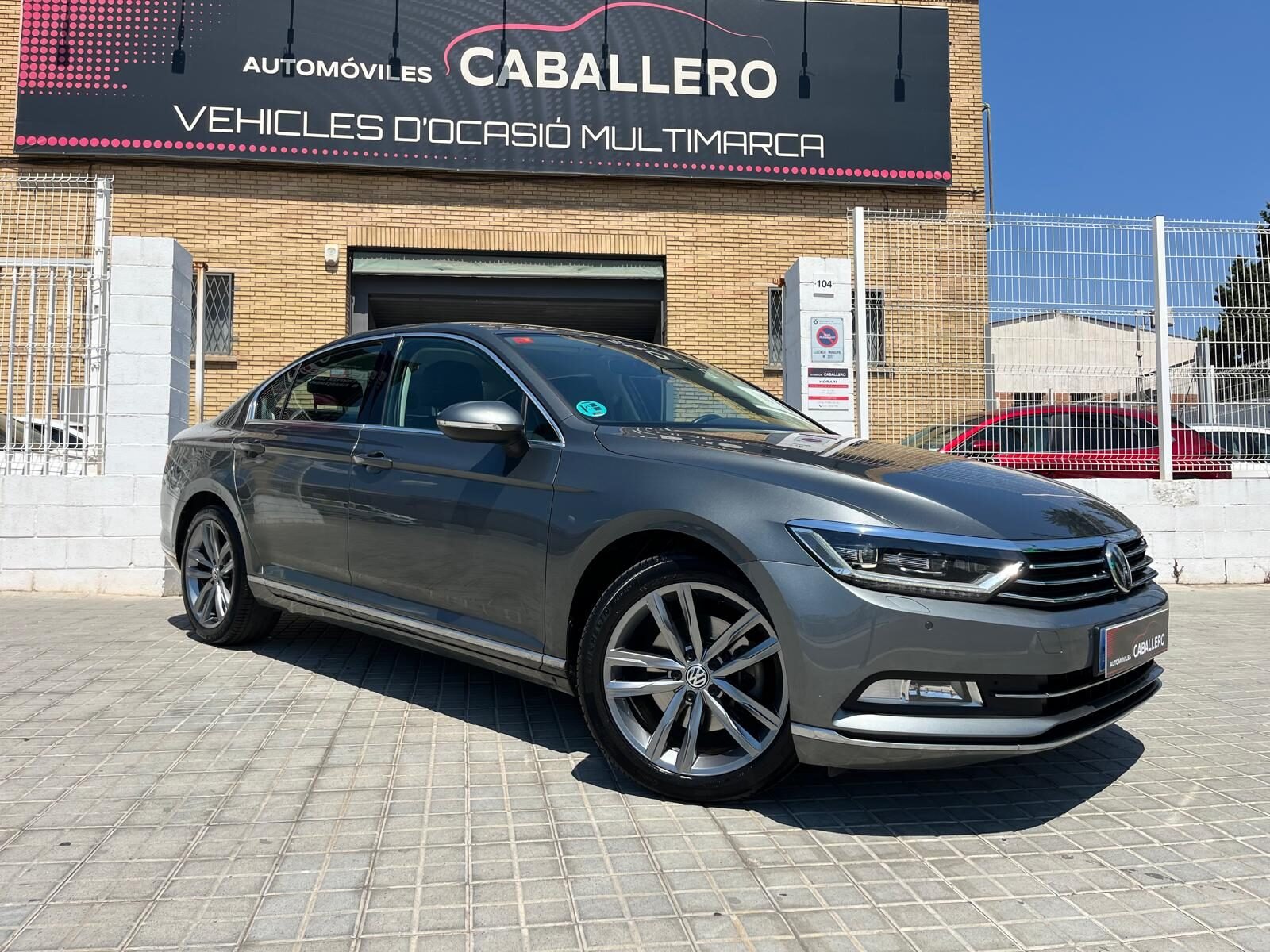 VOLKSWAGEN PASSAT SPORT