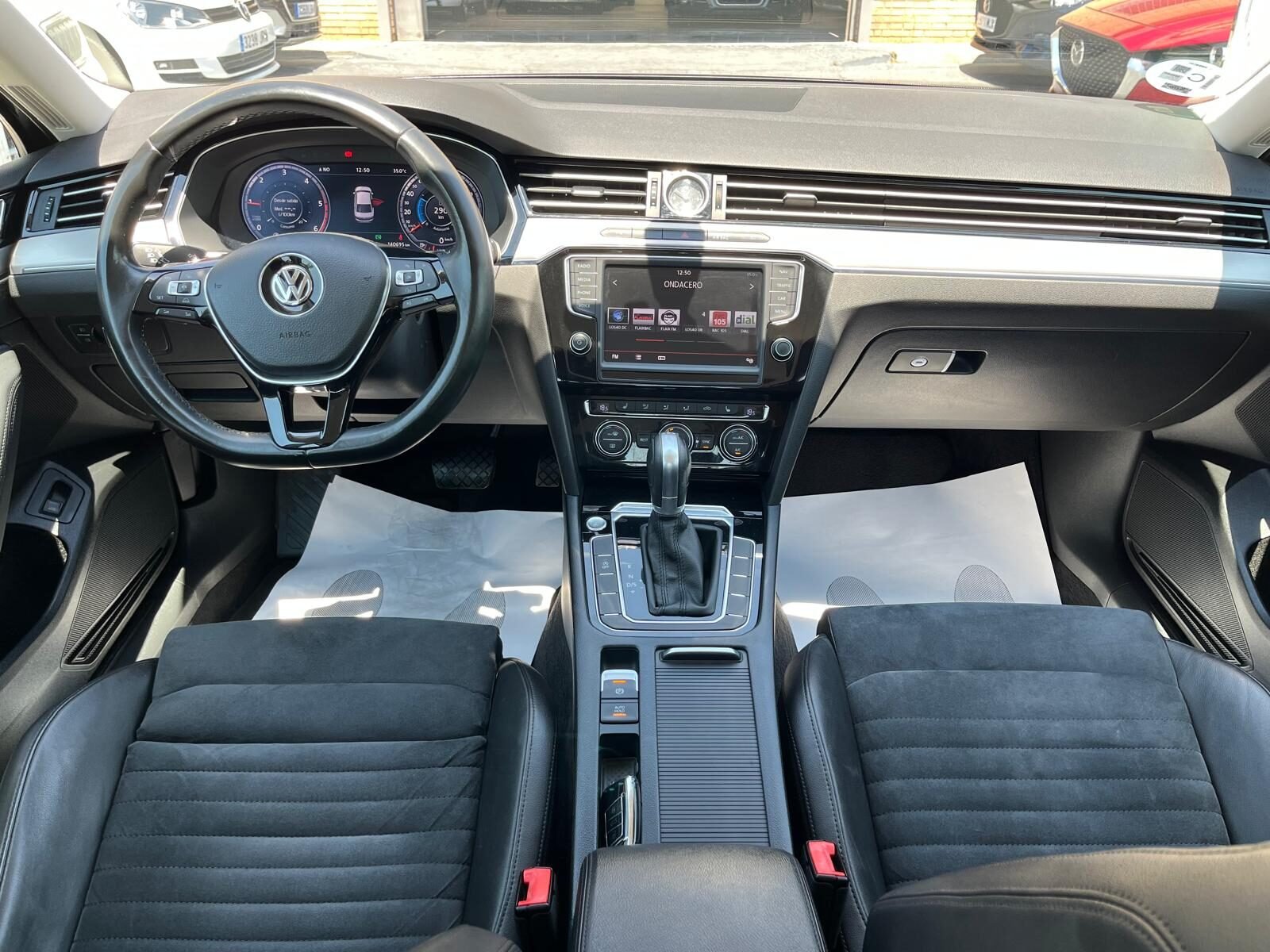 VOLKSWAGEN PASSAT SPORT