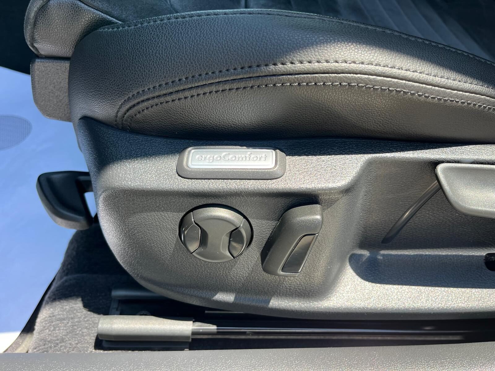 VOLKSWAGEN PASSAT SPORT