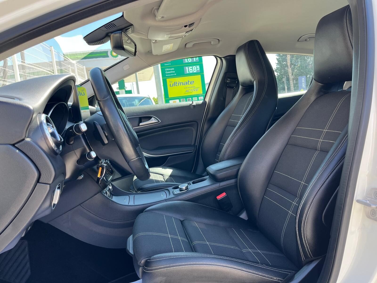 MERCEDES-BENZ GLA Urban 200cdl 7G