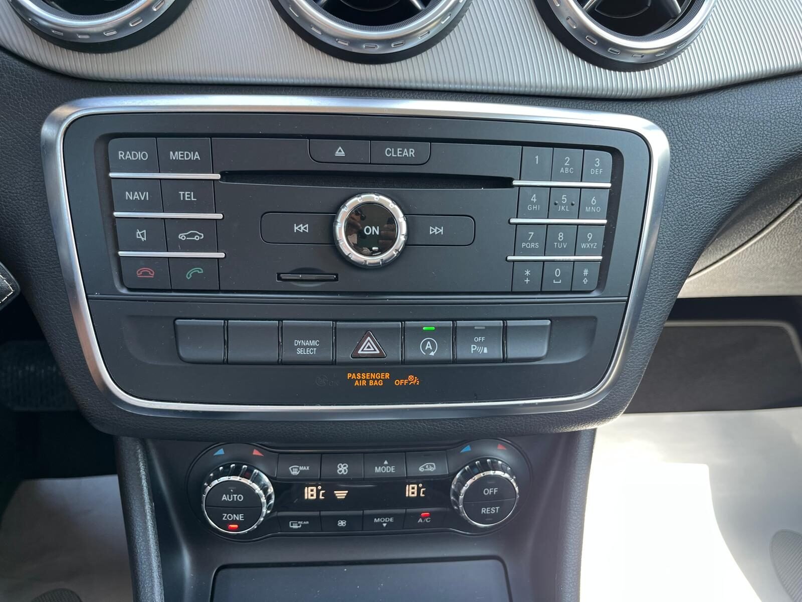 MERCEDES-BENZ GLA Urban 200cdl 7G