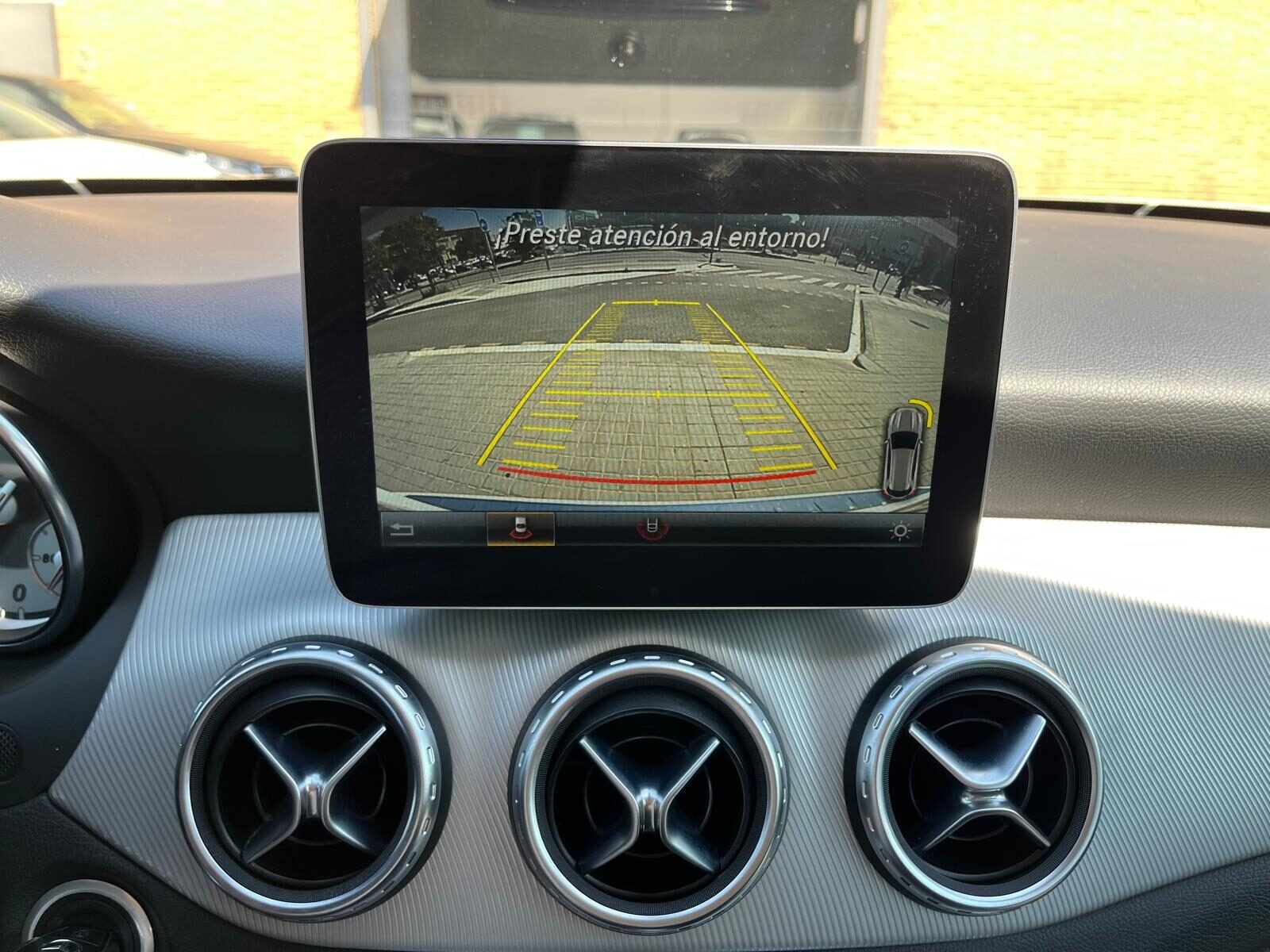 MERCEDES-BENZ GLA Urban 200cdl 7G