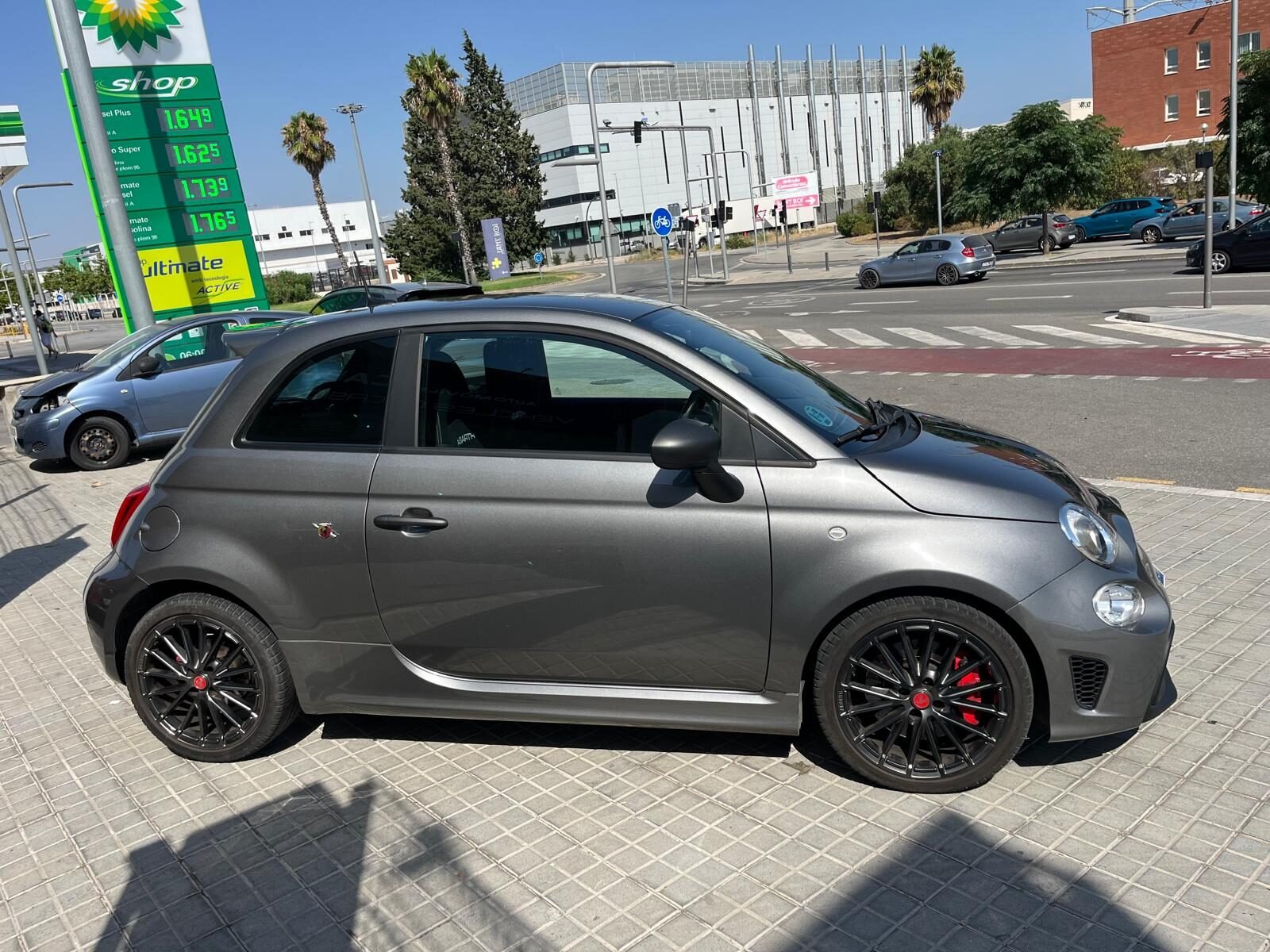 ABARTH 695 180CV