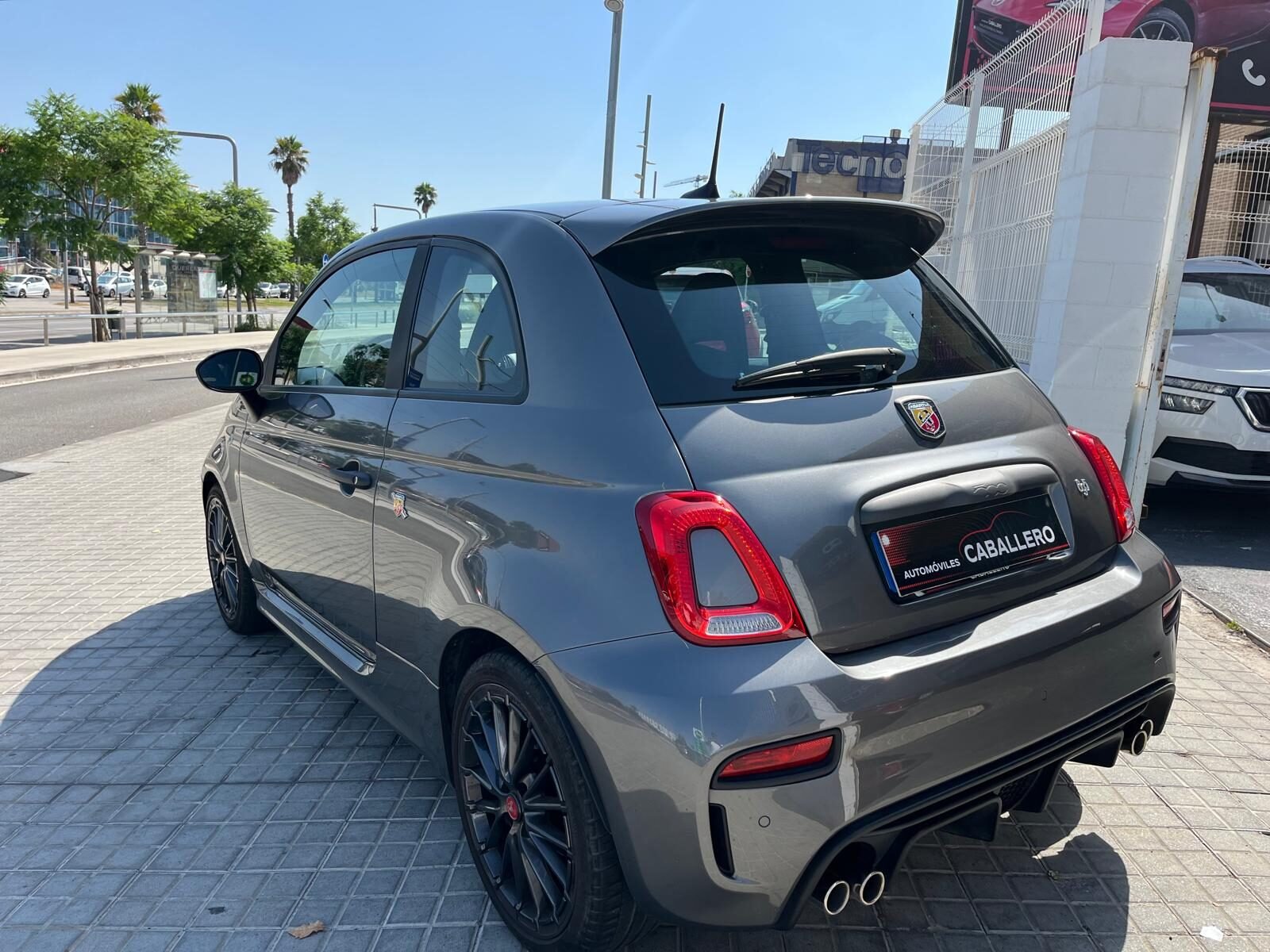 ABARTH 695 180CV