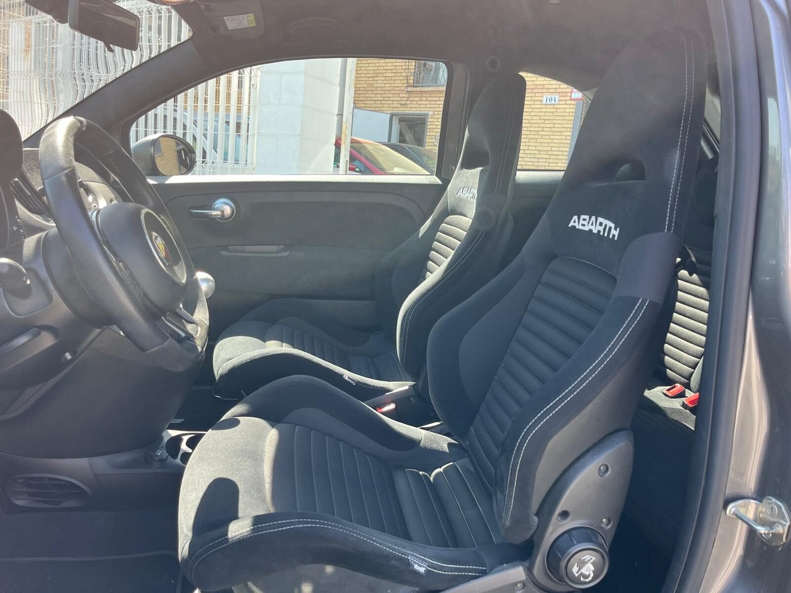 ABARTH 695 180CV