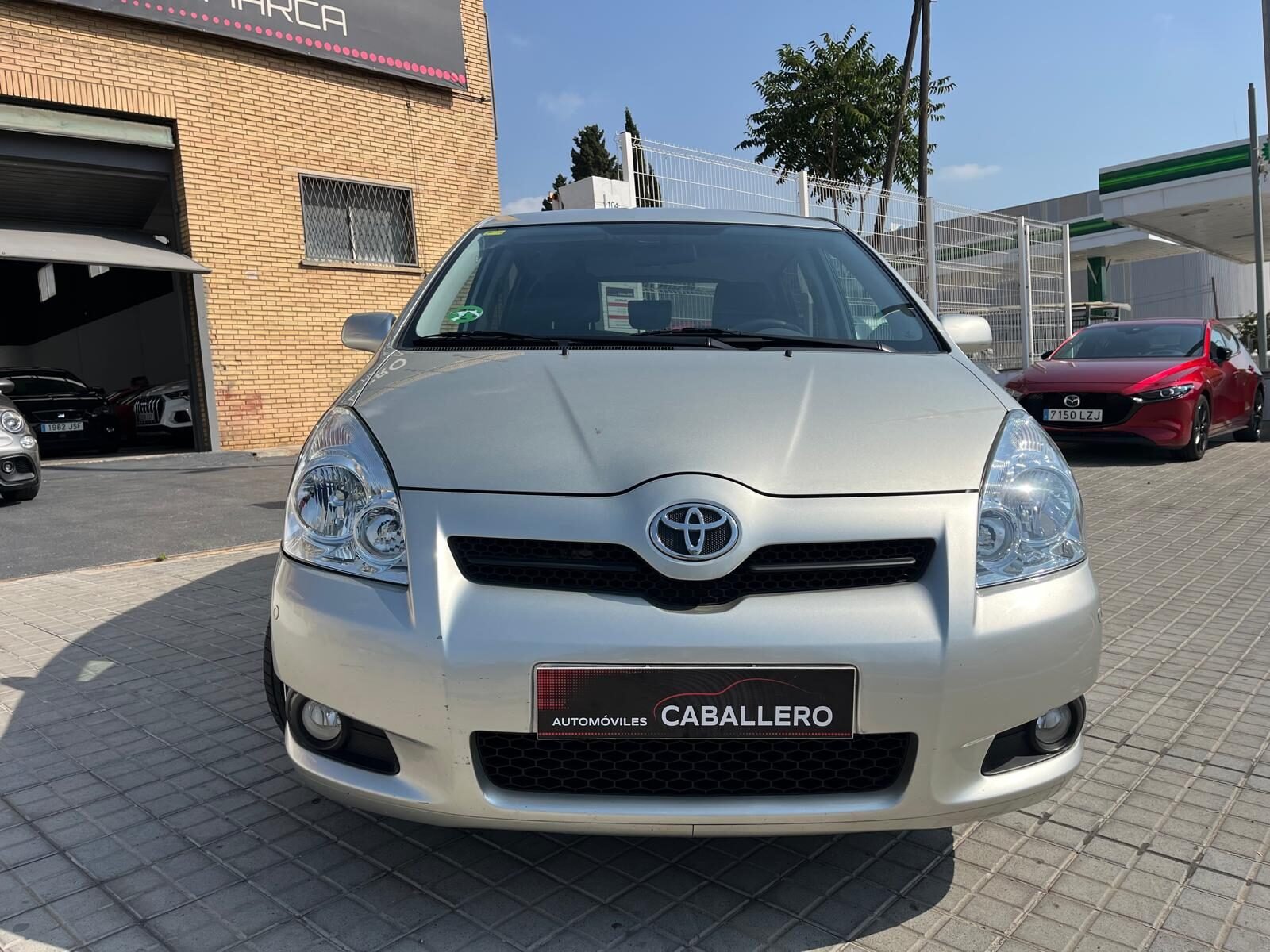 TOYOTA COROLLA VERSO SOL