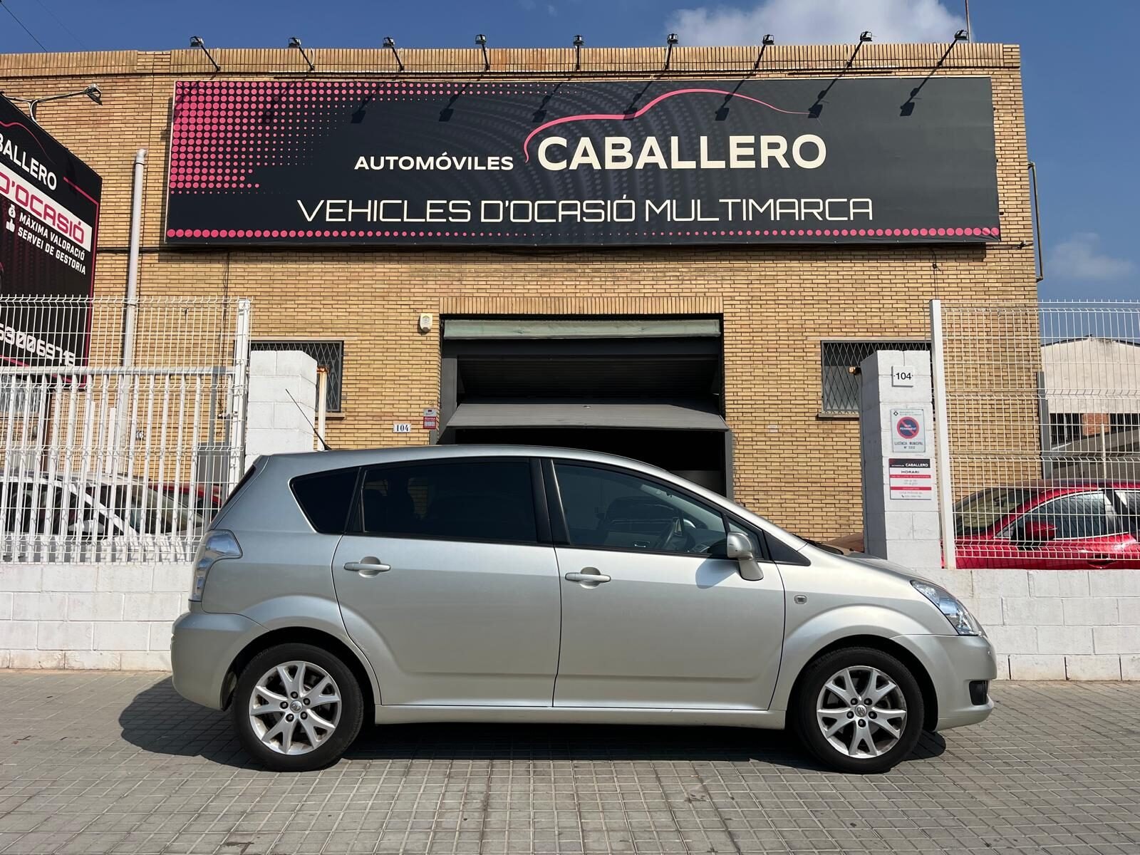 TOYOTA COROLLA VERSO SOL