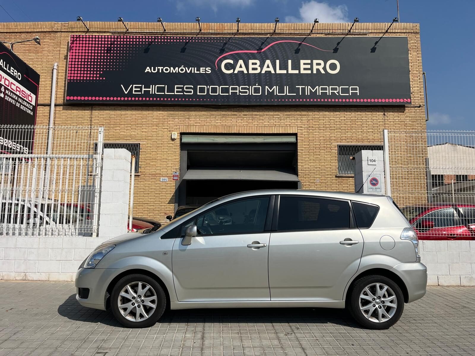 TOYOTA COROLLA VERSO SOL