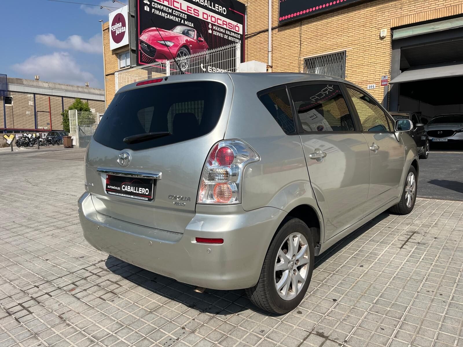 TOYOTA COROLLA VERSO SOL