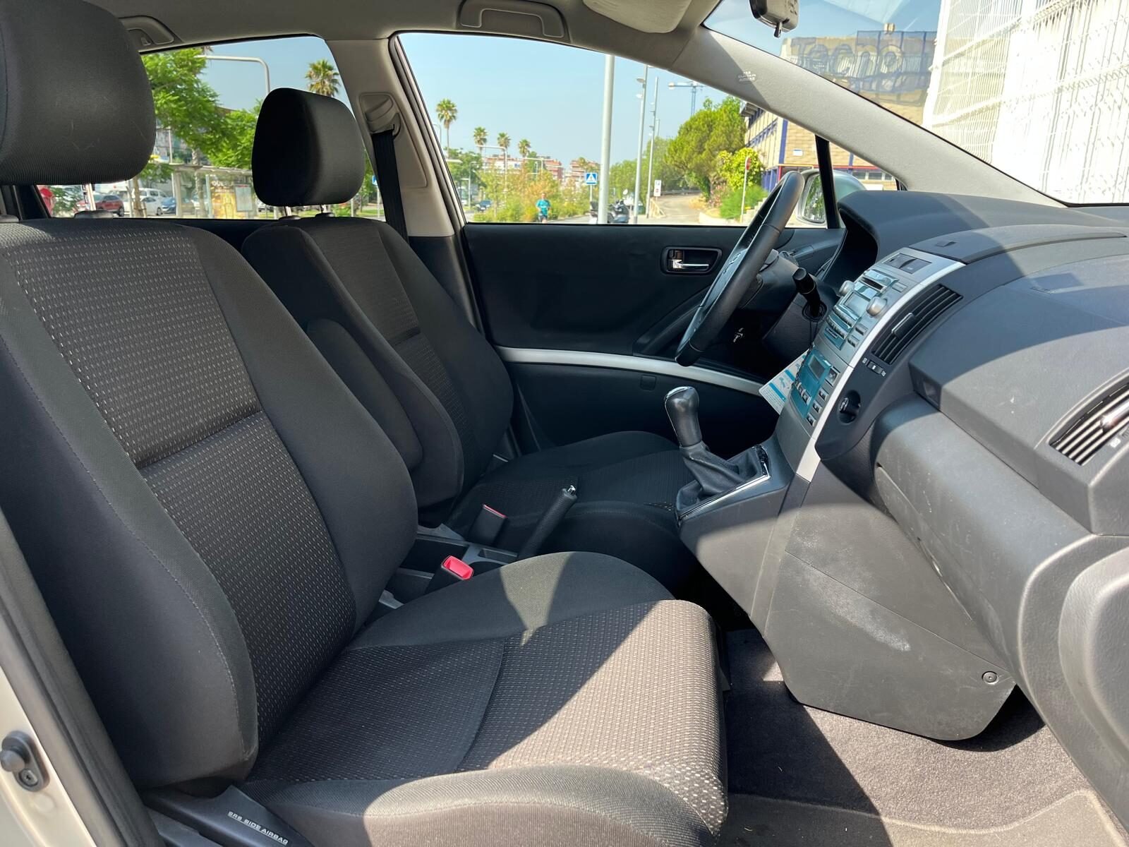 TOYOTA COROLLA VERSO SOL