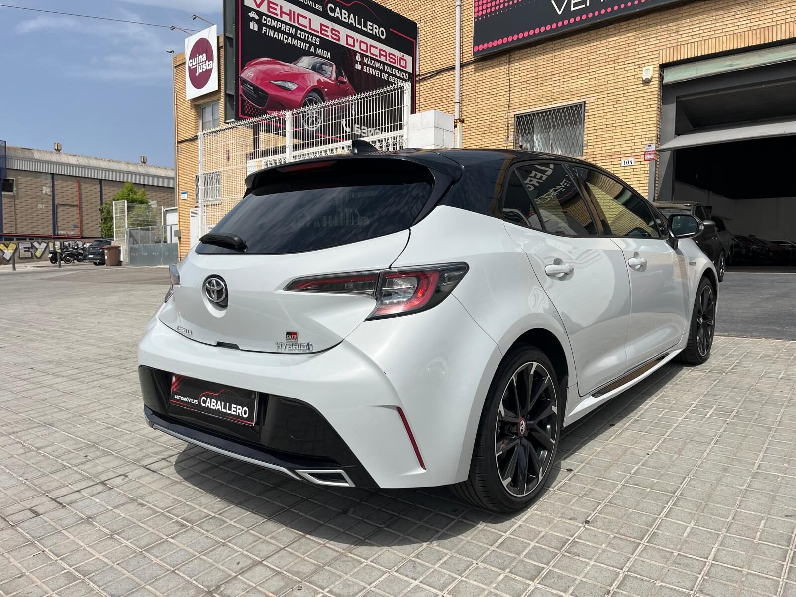 TOYOTA COROLLA GRSPORT