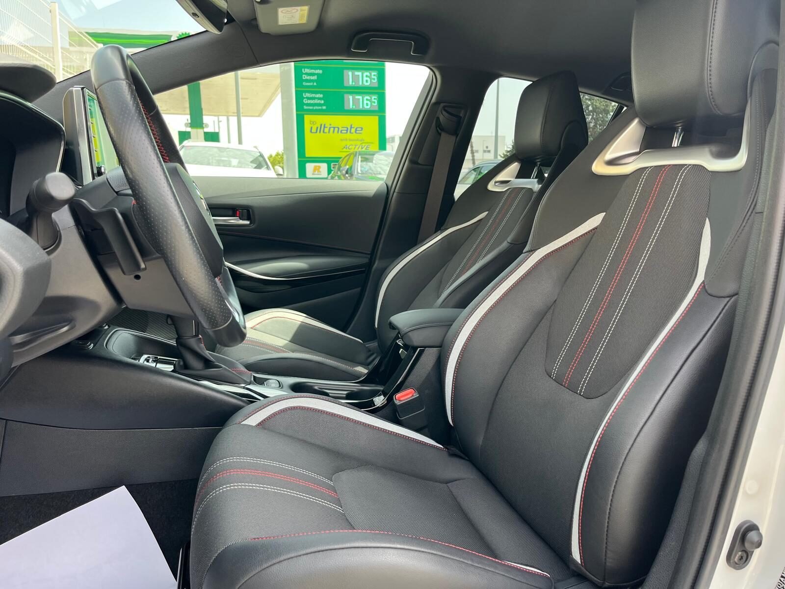 TOYOTA COROLLA GRSPORT