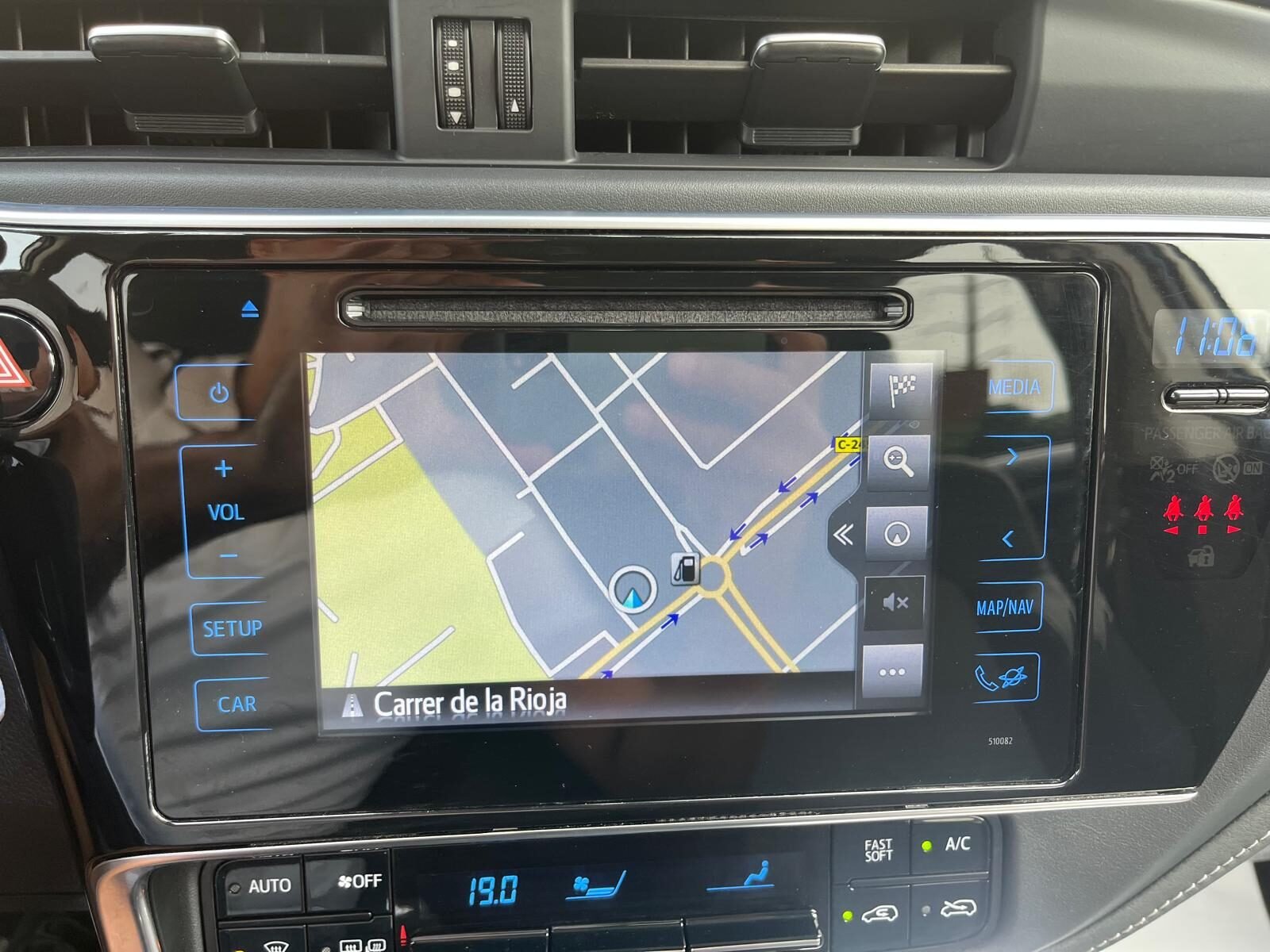 TOYOTA AURIS FEEL EDITION
