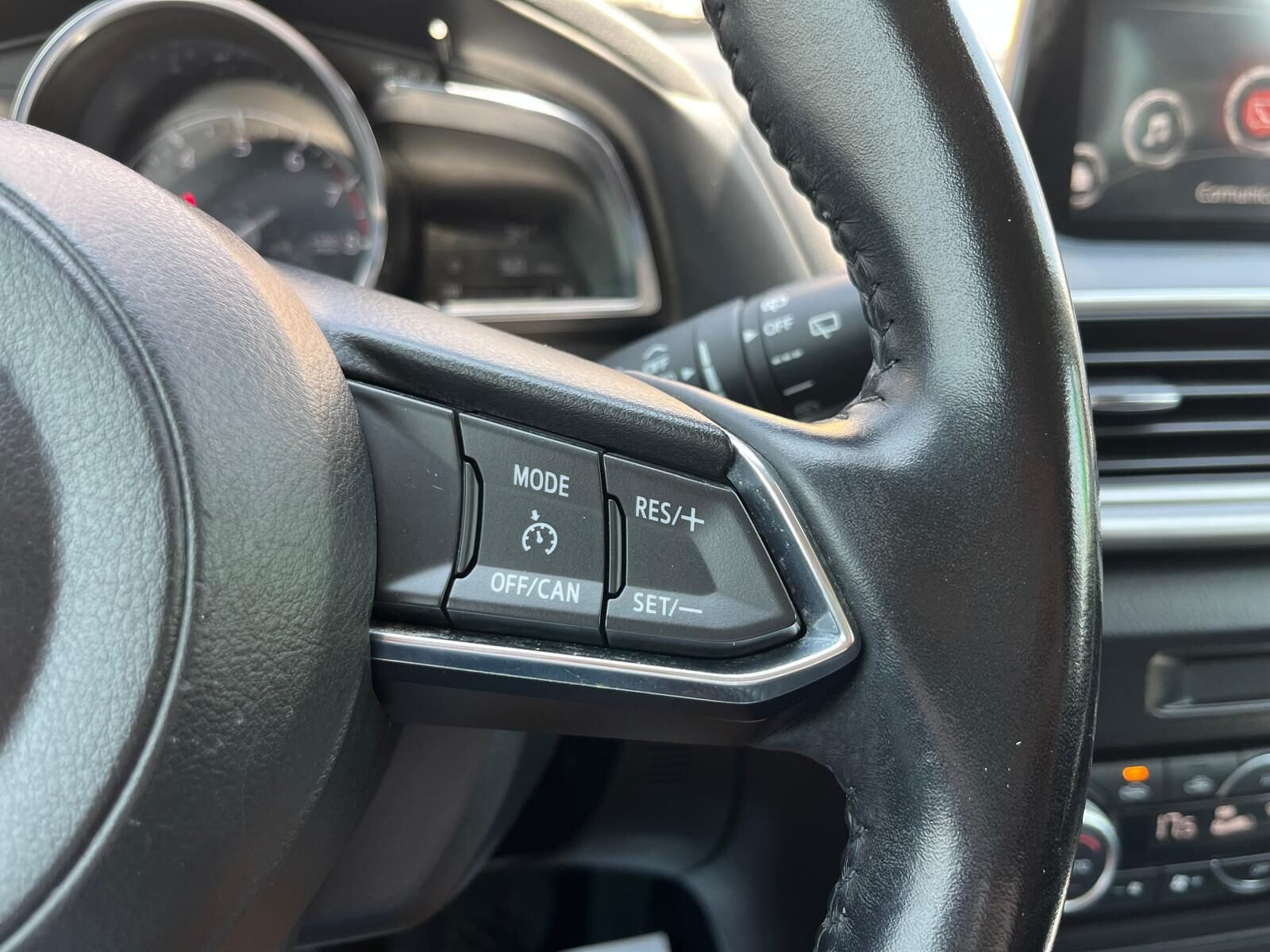 MAZDA 3 BLACK TECH EDITION
