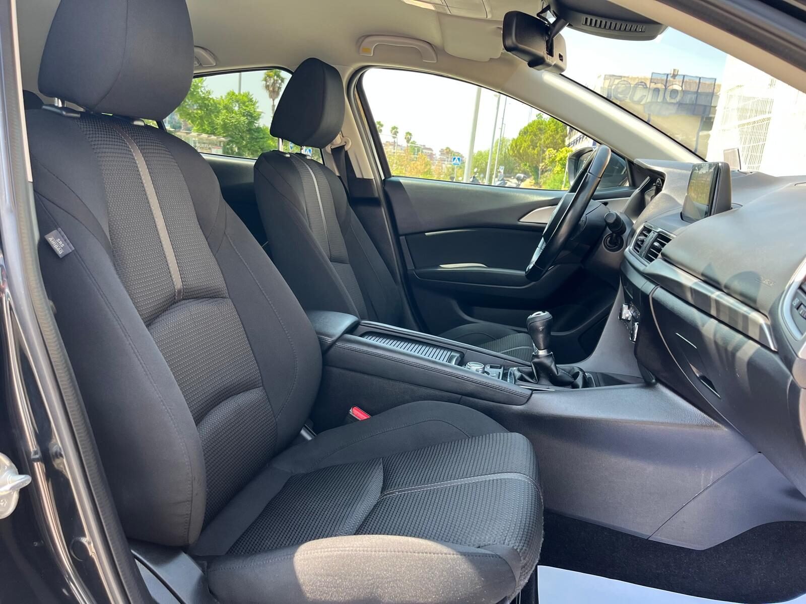 MAZDA 3 BLACK TECH EDITION