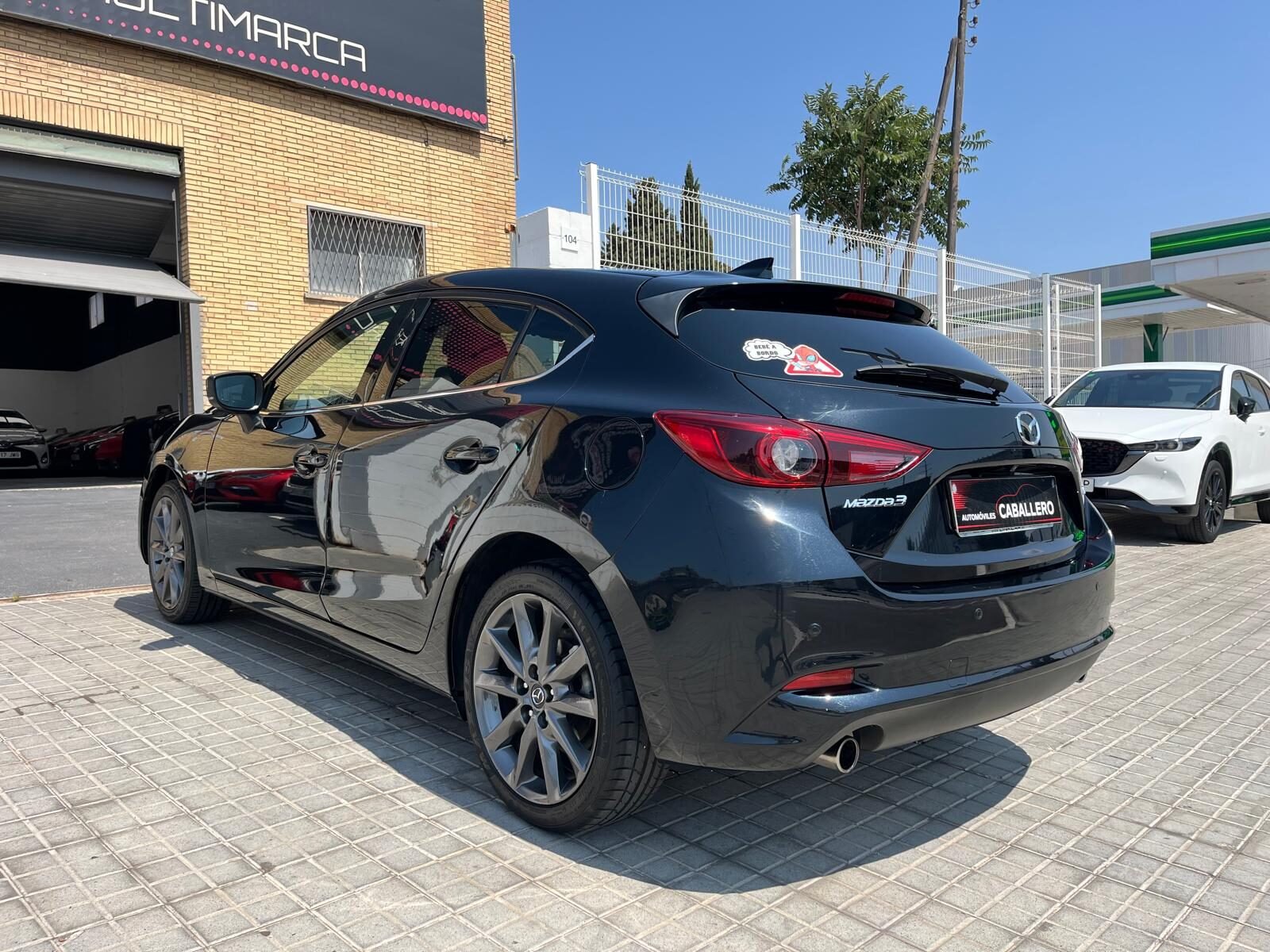 MAZDA 3 BLACK TECH EDITION