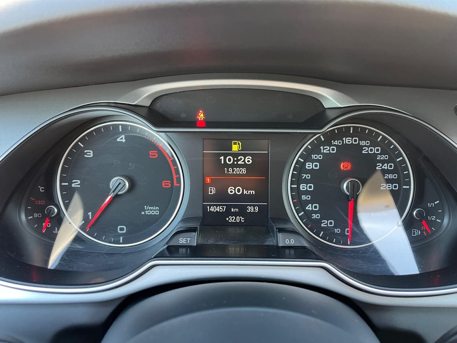AUDI A4 SLINE