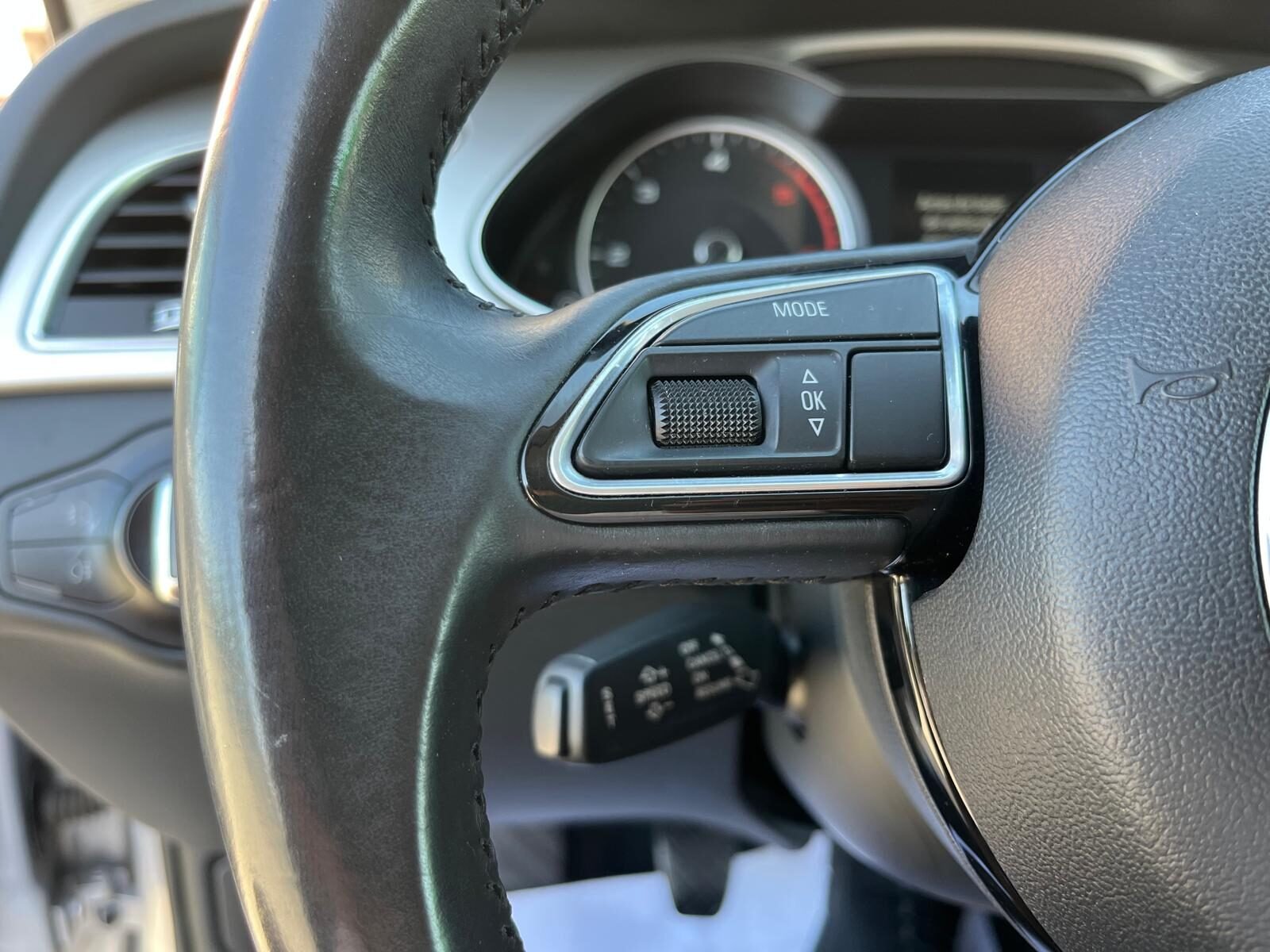 AUDI A4 SLINE