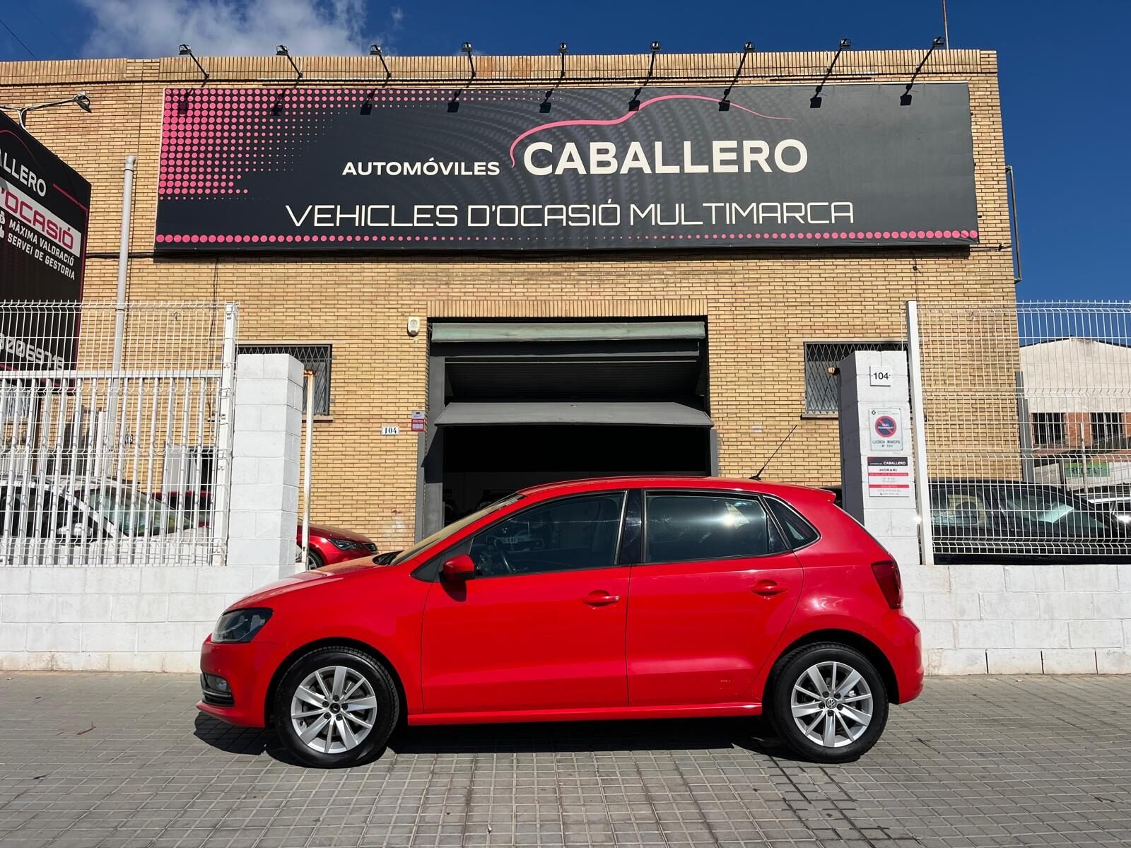 VOLKSWAGEN POLO SPORT