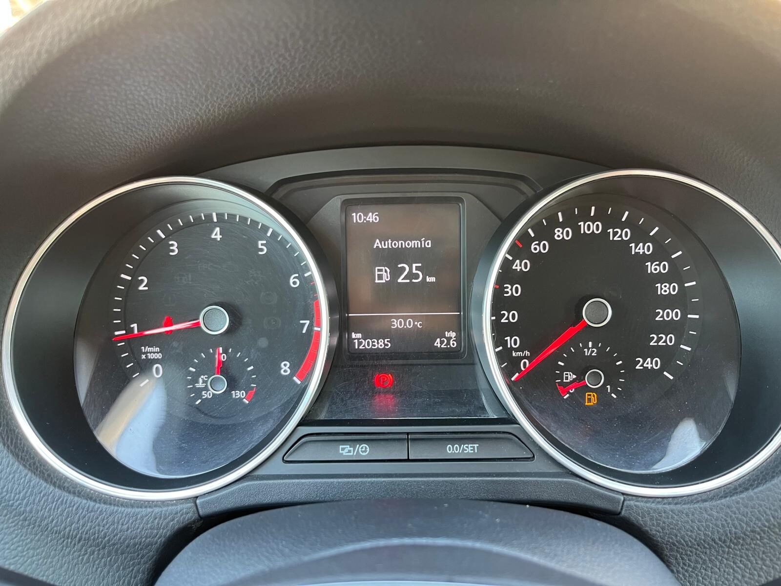 VOLKSWAGEN POLO SPORT