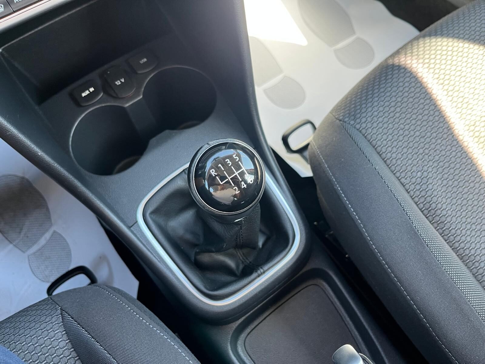 VOLKSWAGEN POLO SPORT
