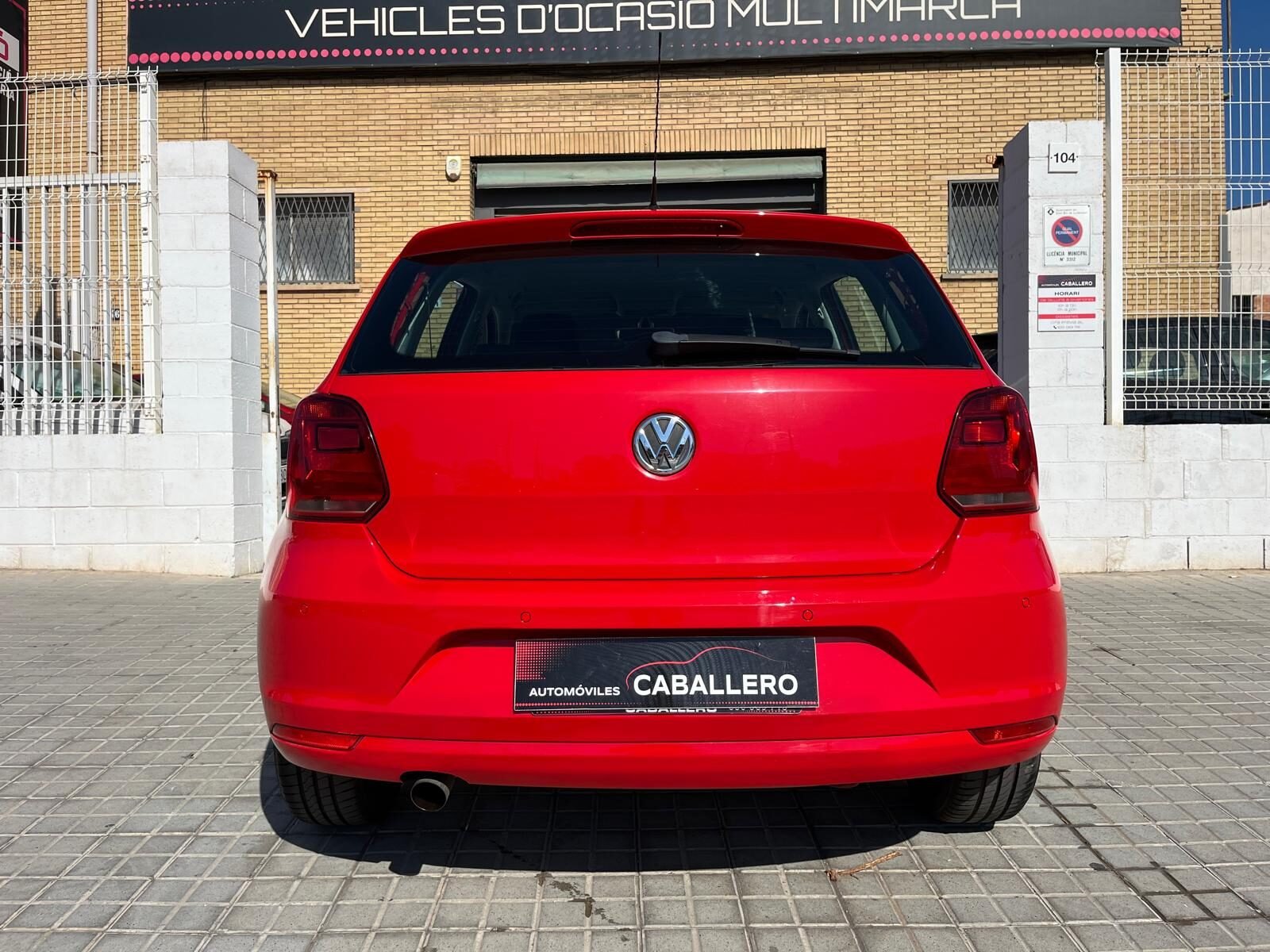 VOLKSWAGEN POLO SPORT
