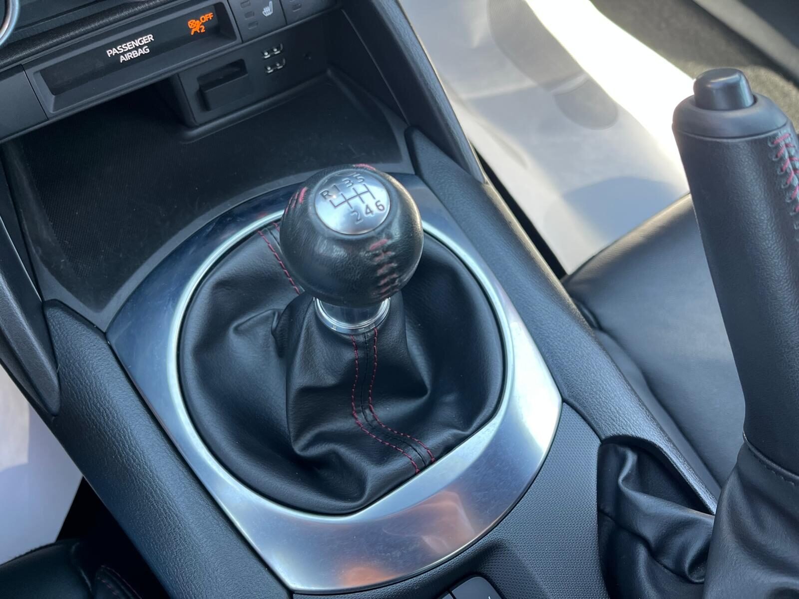 MAZDA MX5 LUXURY