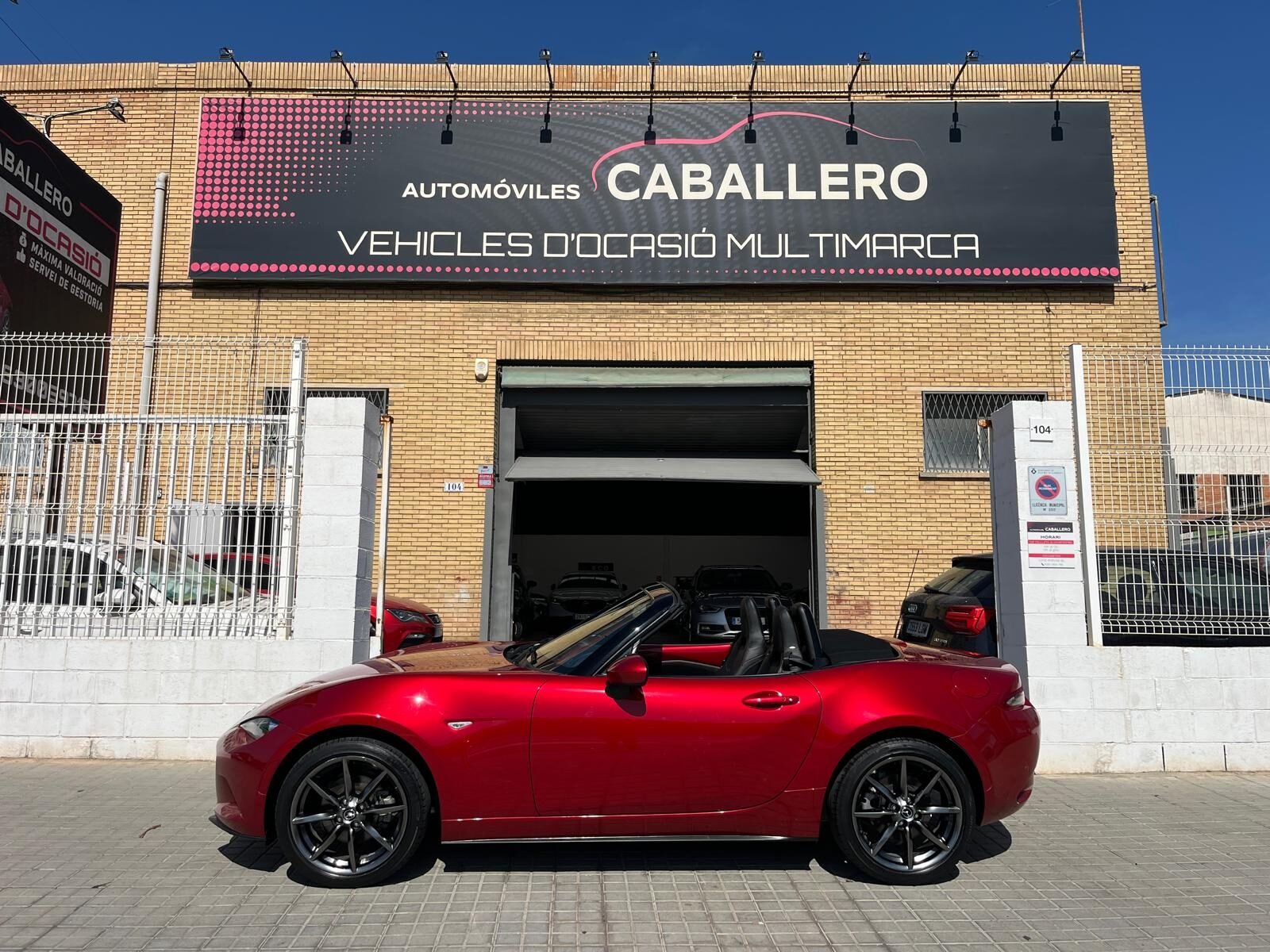 MAZDA MX5 LUXURY