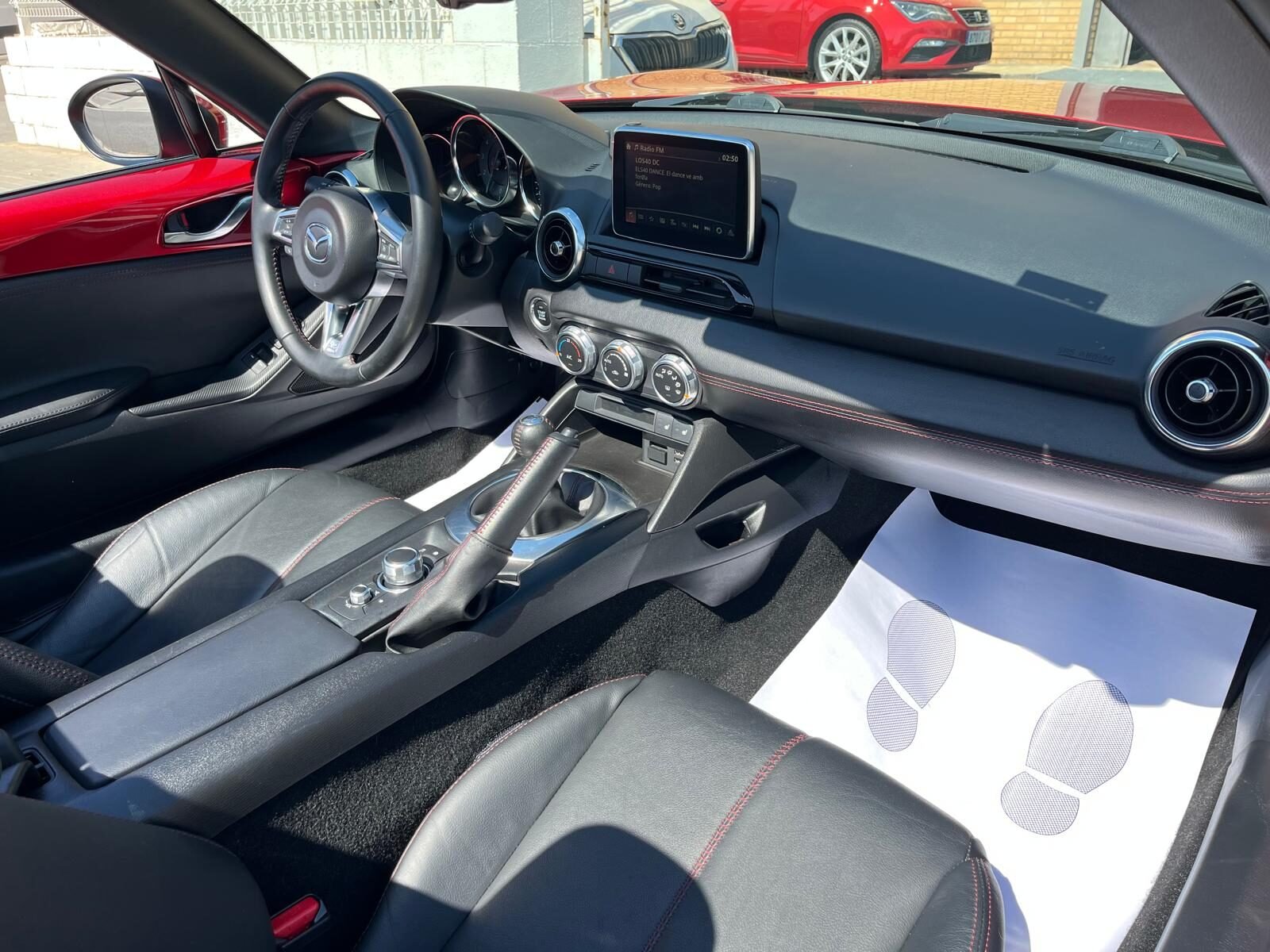 MAZDA MX5 LUXURY