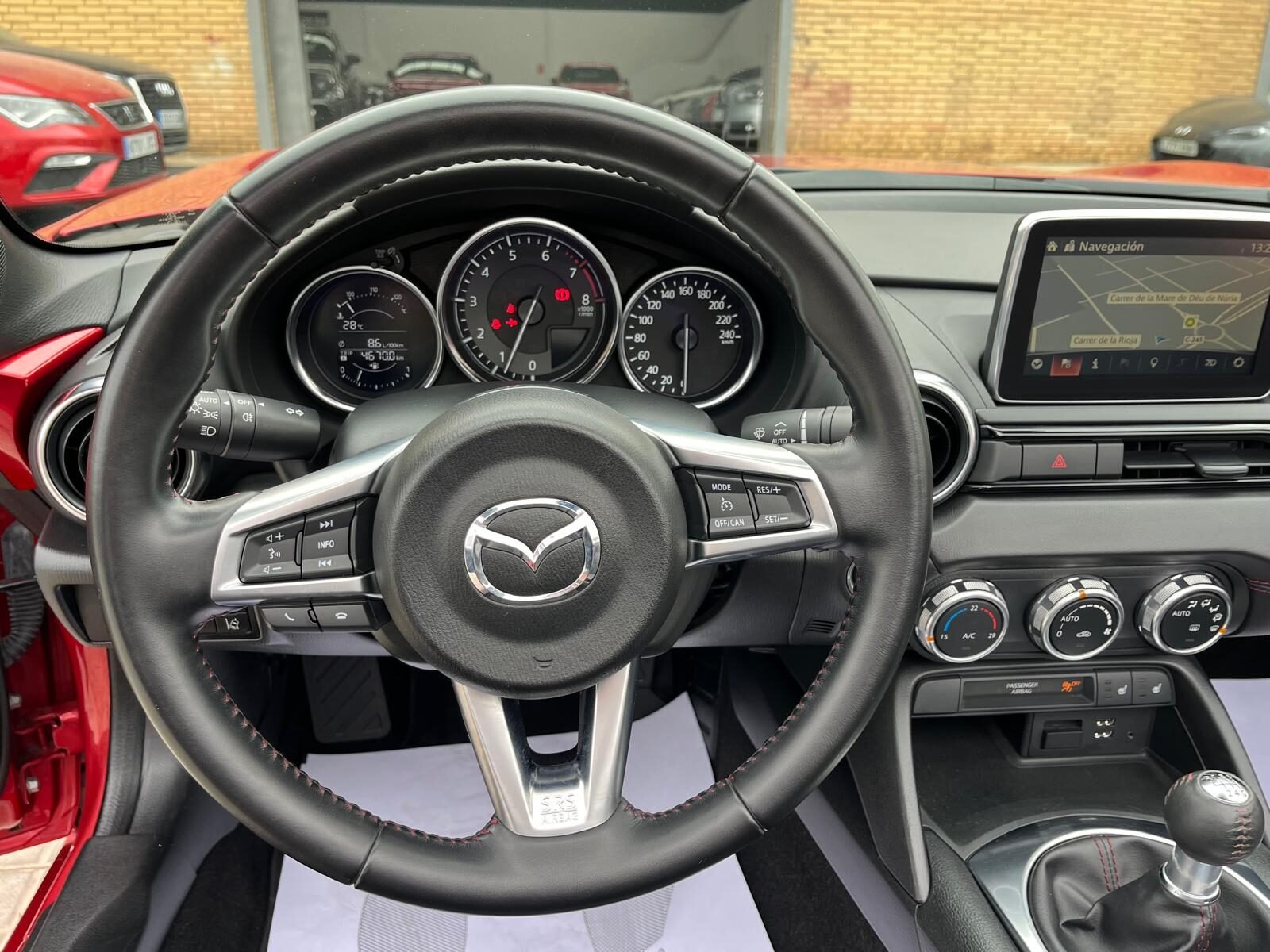 MAZDA MX5 LUXURY
