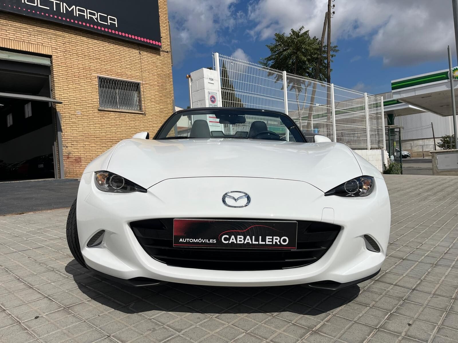 MAZDA MX5 EXCLUSIVE LINE