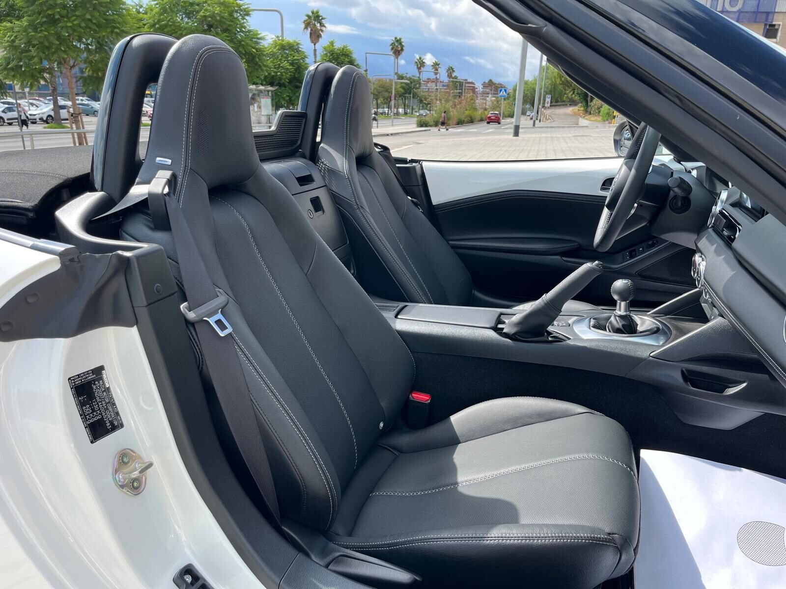 MAZDA MX5 EXCLUSIVE LINE