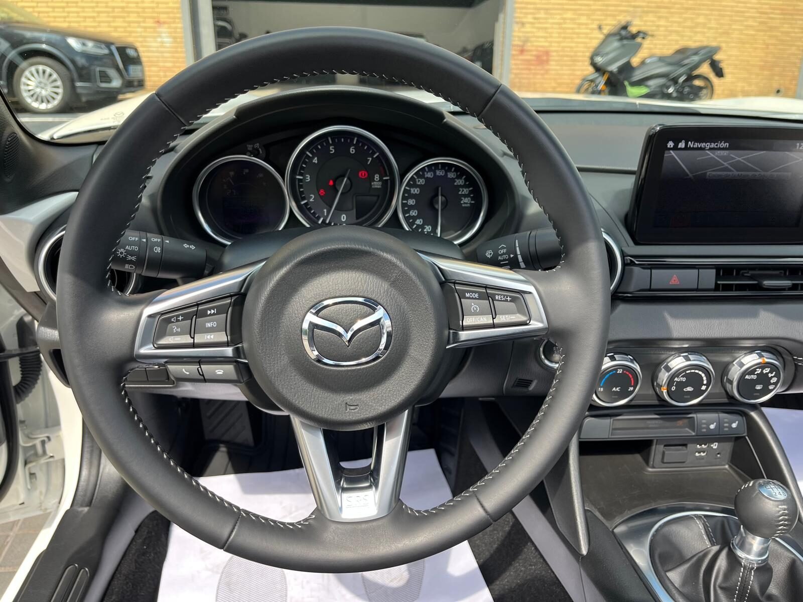 MAZDA MX5 EXCLUSIVE LINE