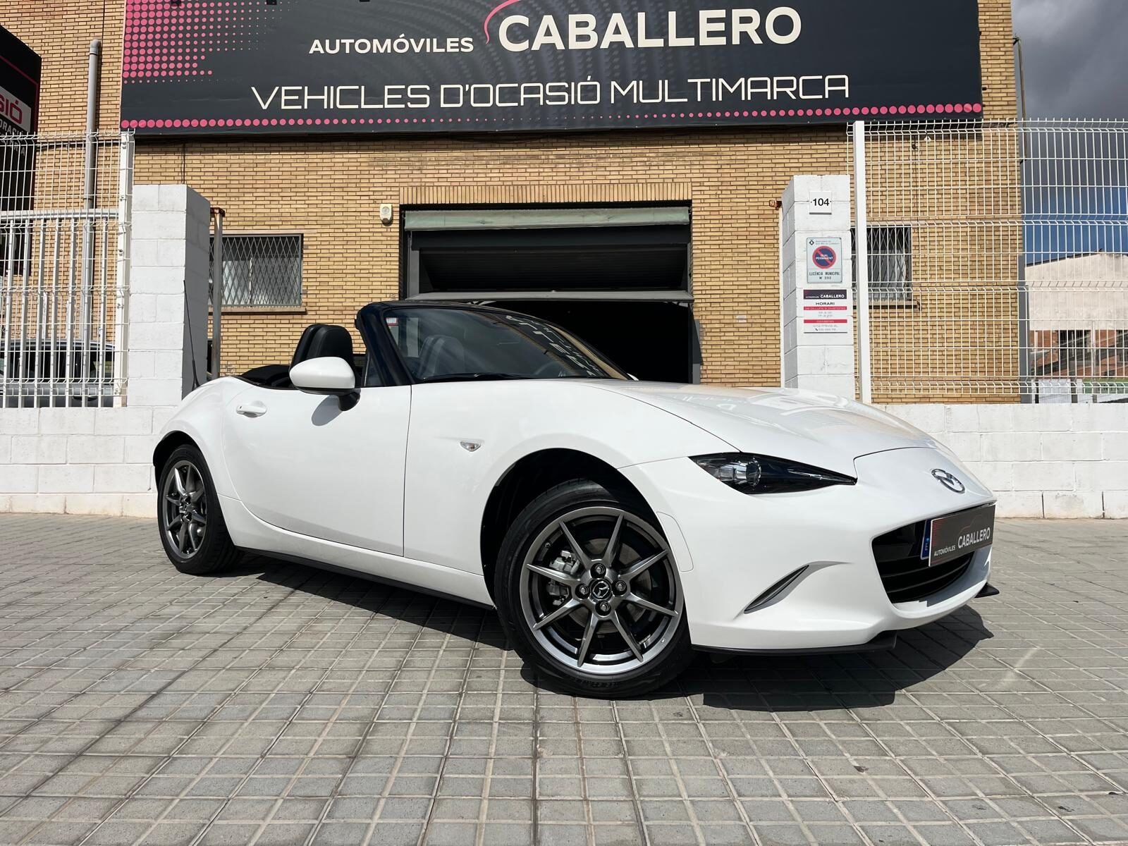 MAZDA MX5 EXCLUSIVE LINE