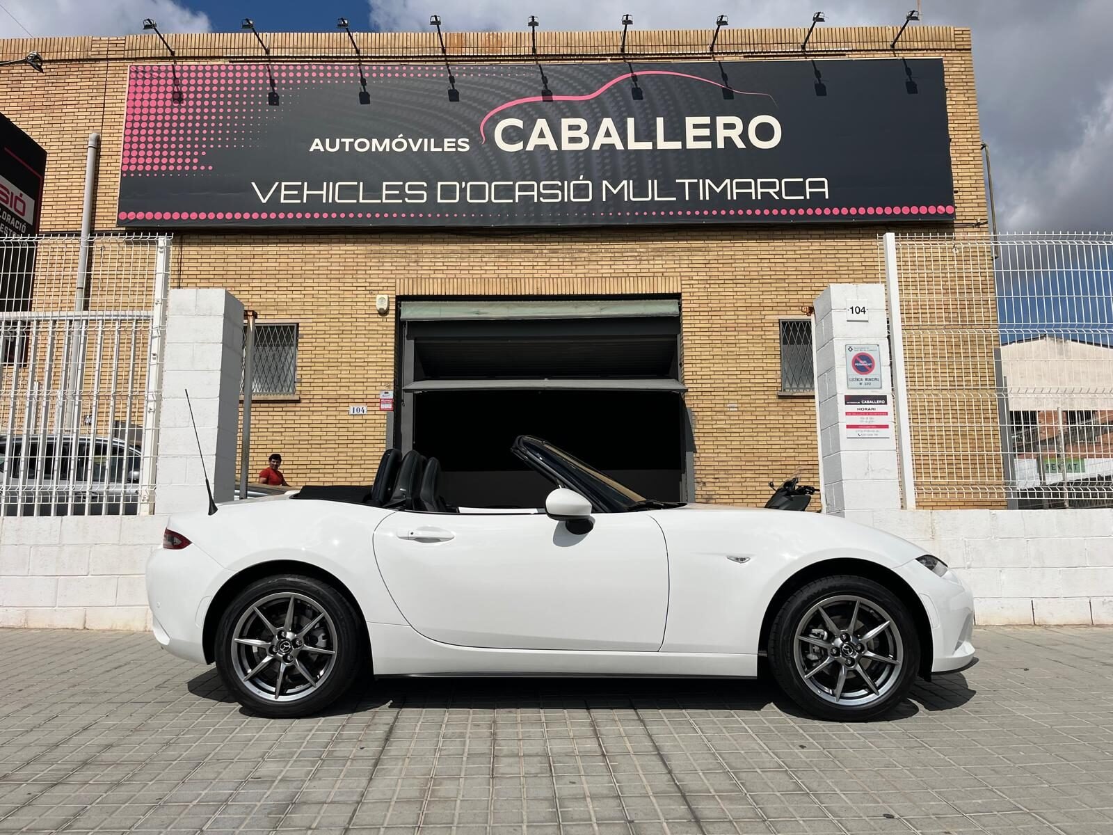 MAZDA MX5 EXCLUSIVE LINE