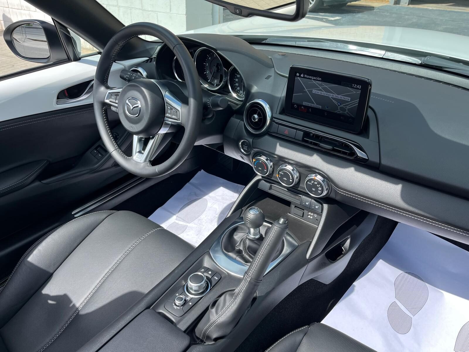 MAZDA MX5 EXCLUSIVE LINE