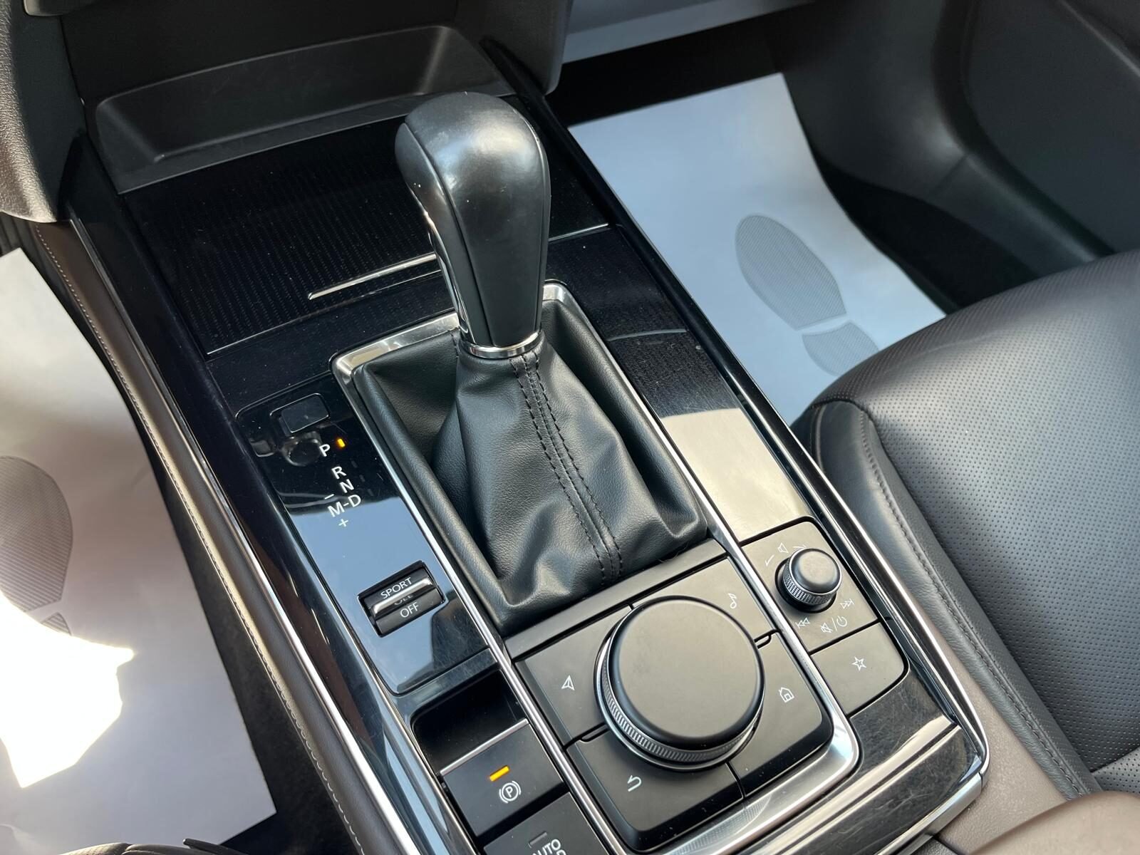 MAZDA CX30 ZENITH BLACK SAFETY BOSE