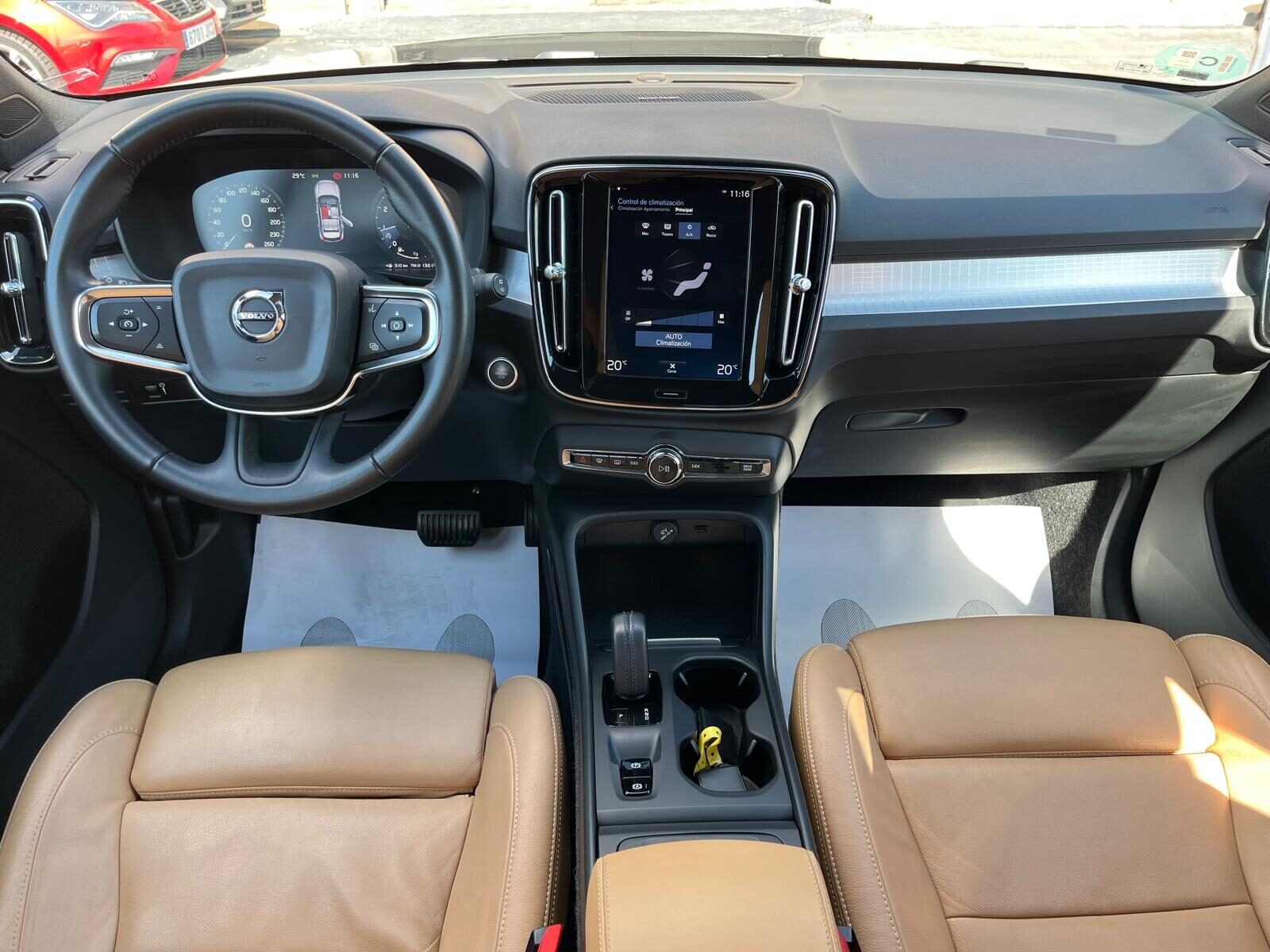 VOLVO MOMENTUM