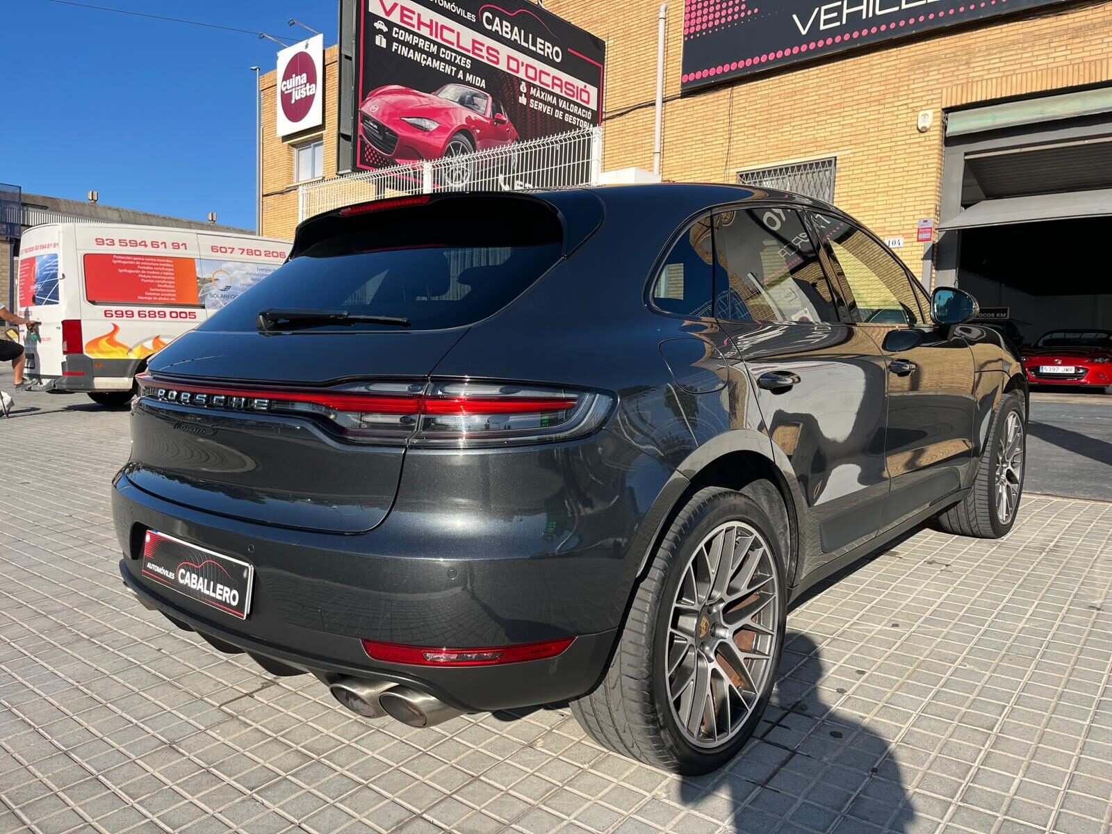PORSCHE Macan S