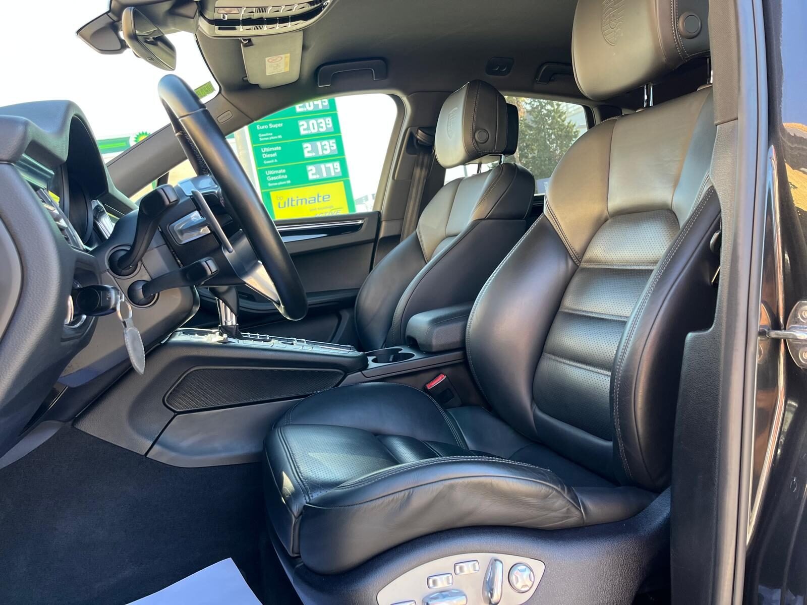 PORSCHE Macan S