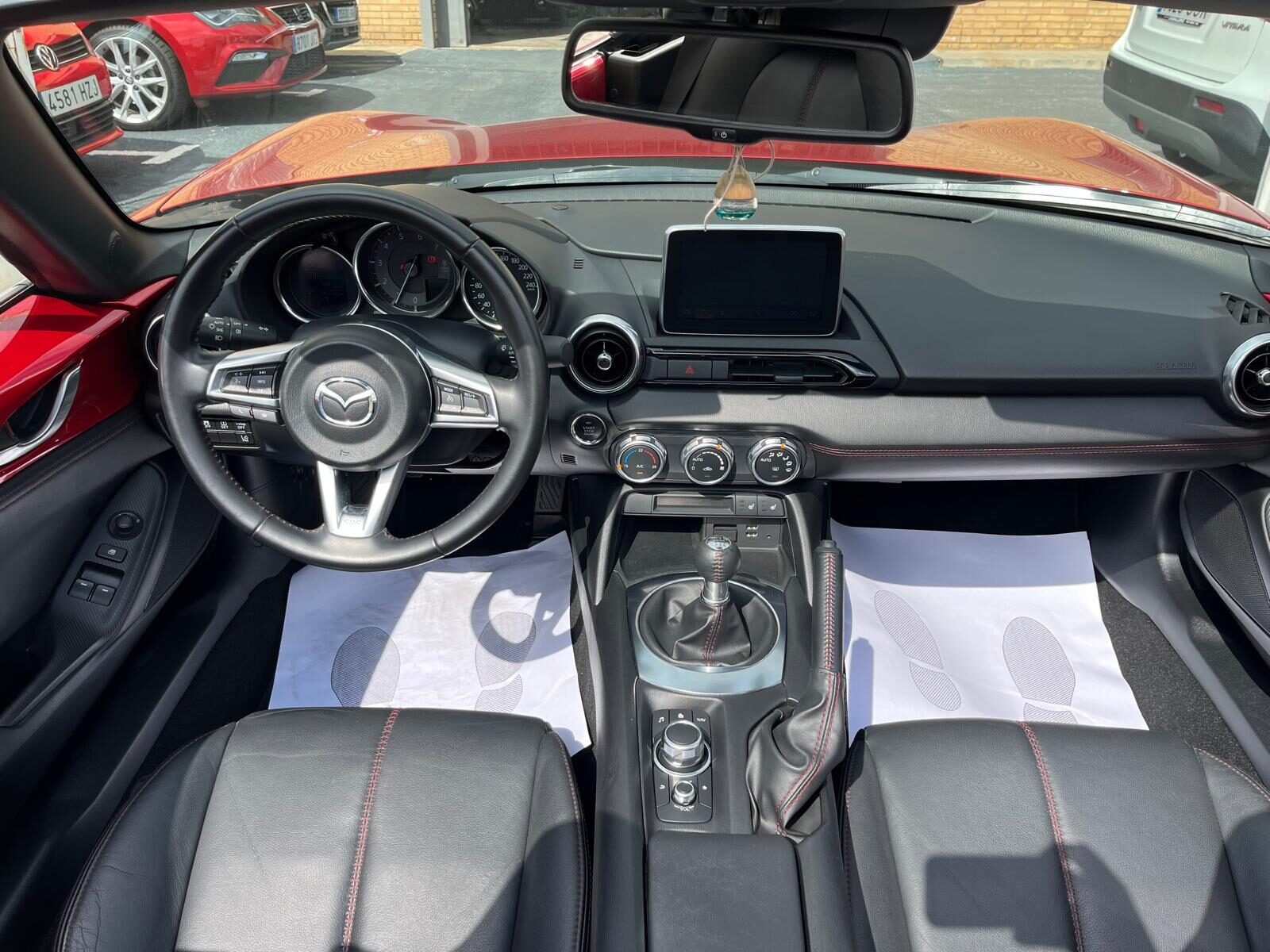 MAZDA MX5 LUXURY