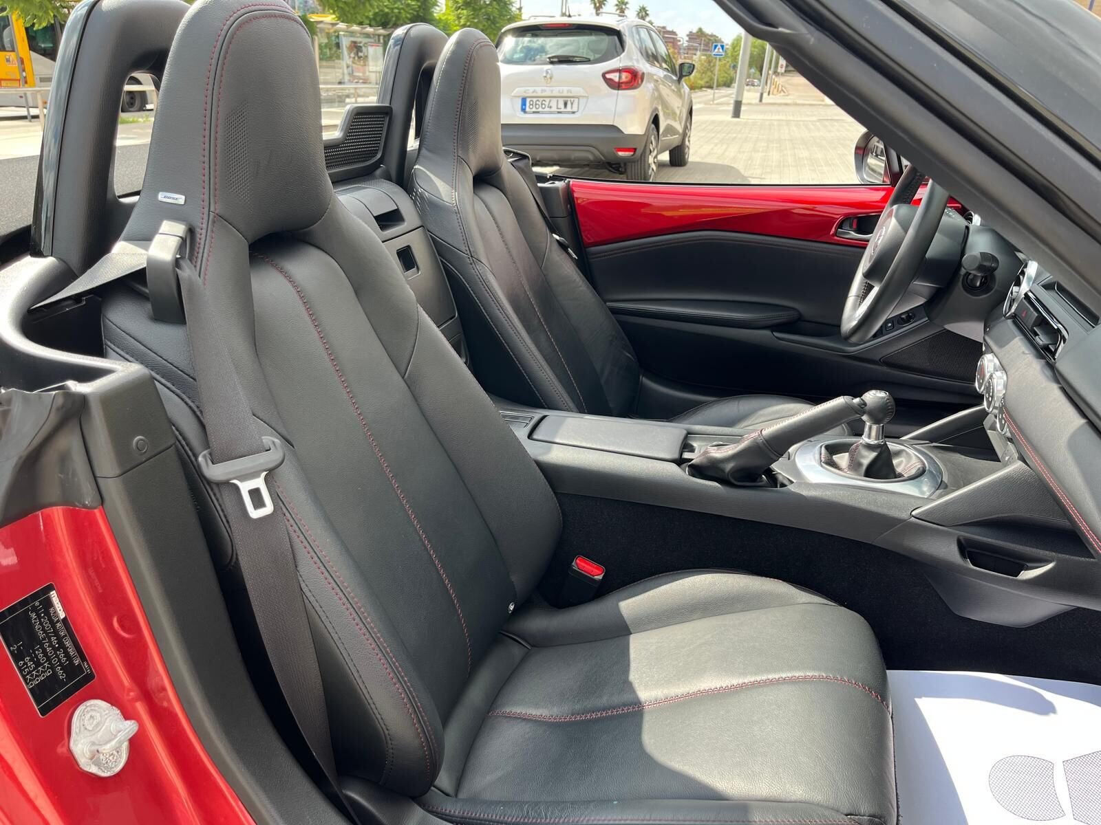 MAZDA MX5 LUXURY