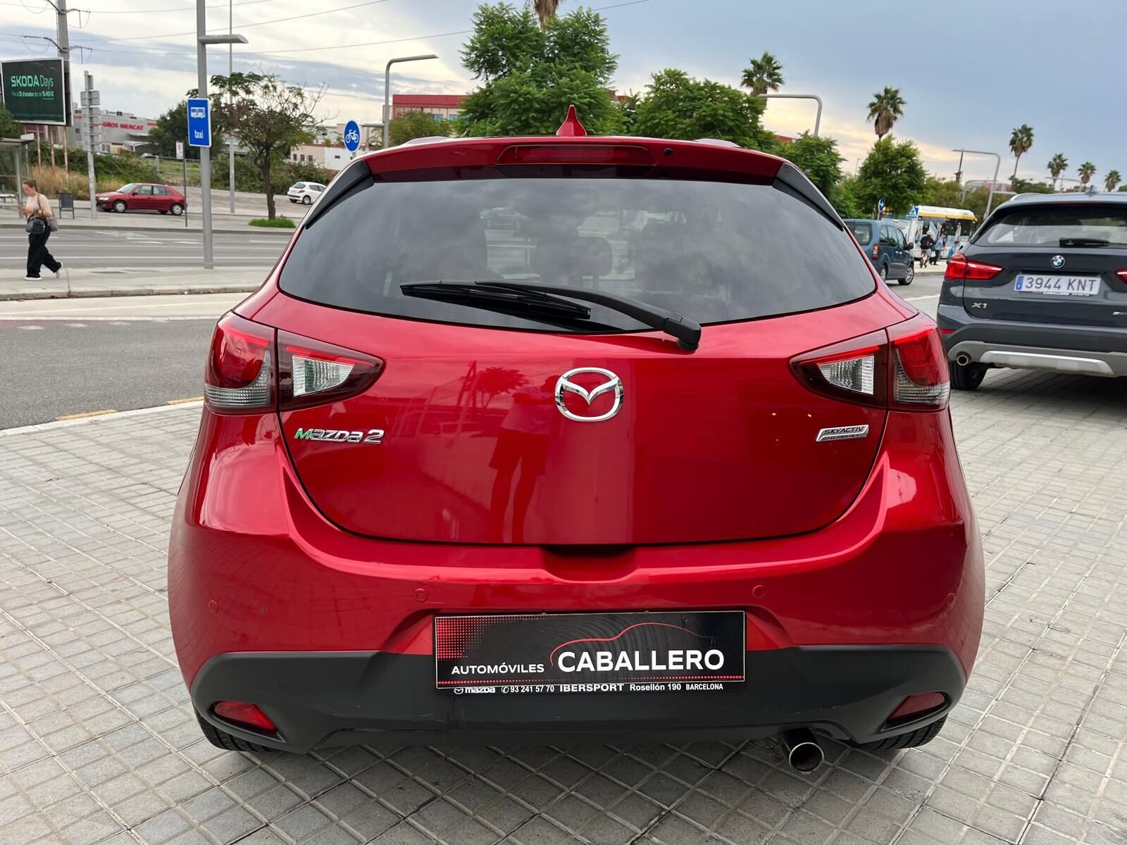 MAZDA 2 LUXURY WHITE SAFETY NAVI