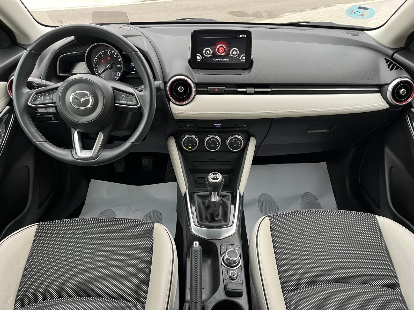 MAZDA 2 LUXURY WHITE SAFETY NAVI